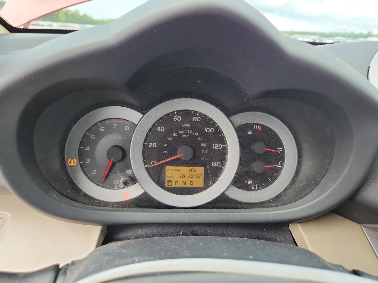 2006 Toyota Rav4 Base Red vin: JTMZD33V665028255