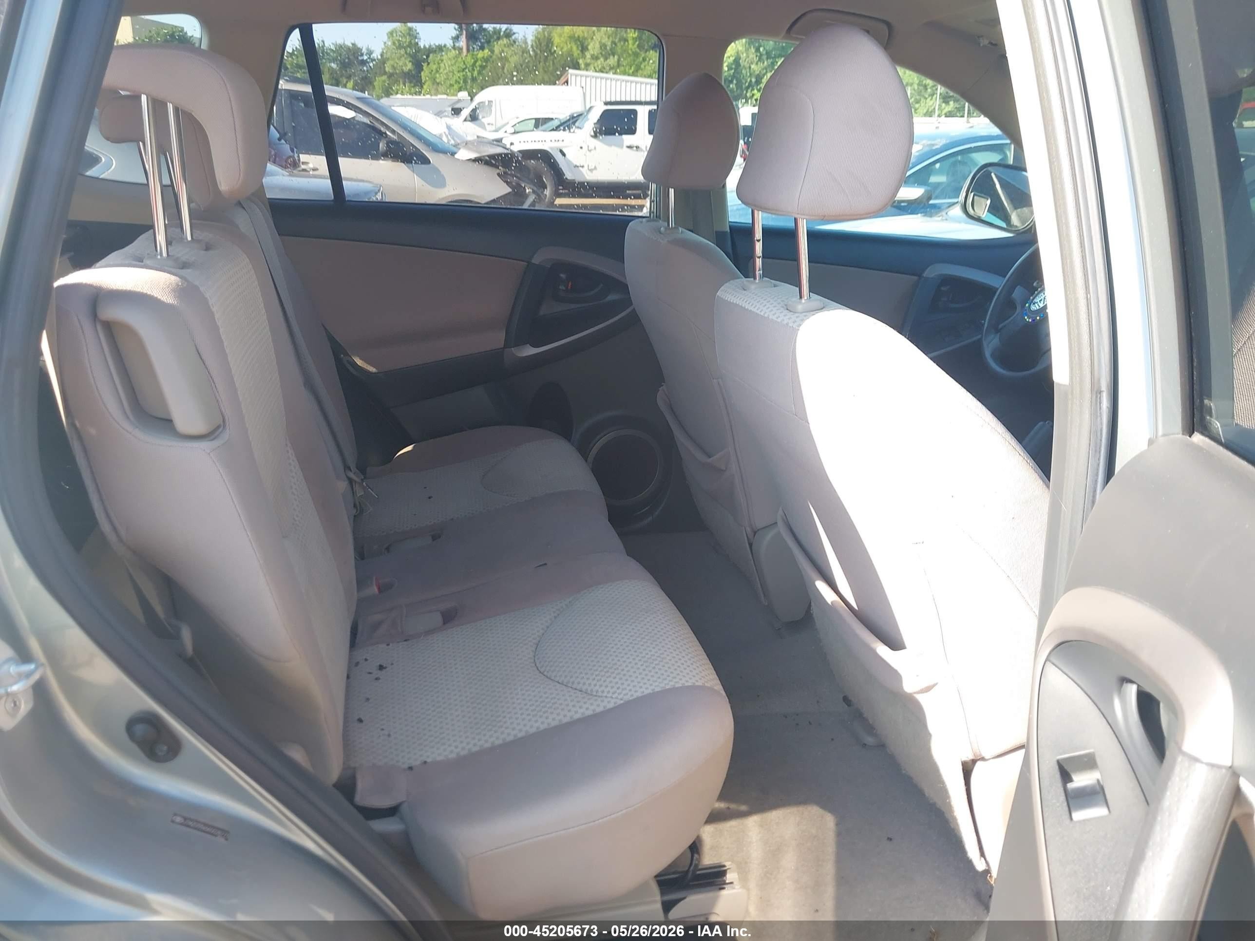 2006 Toyota Rav4   Silver vin: JTMZD33V665028773