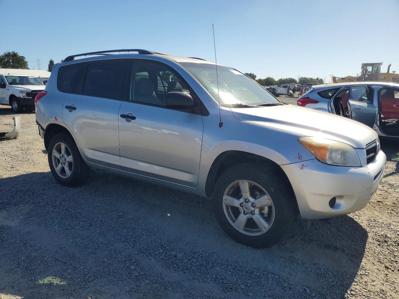 2007 Toyota Rav4 Base Silver vin: JTMZD33V675035580