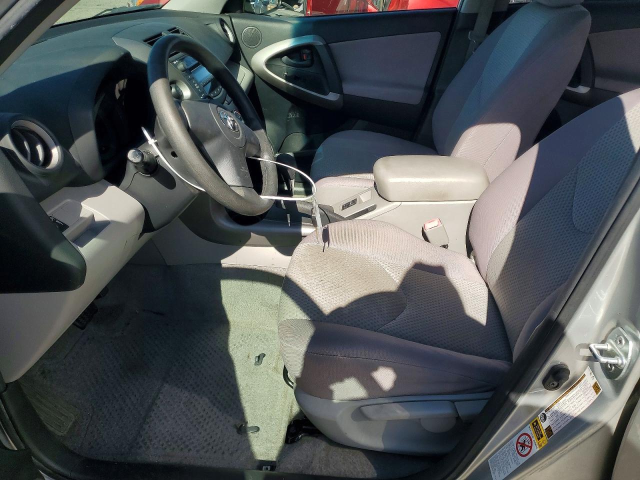 2007 Toyota Rav4 Base Silver vin: JTMZD33V675035580