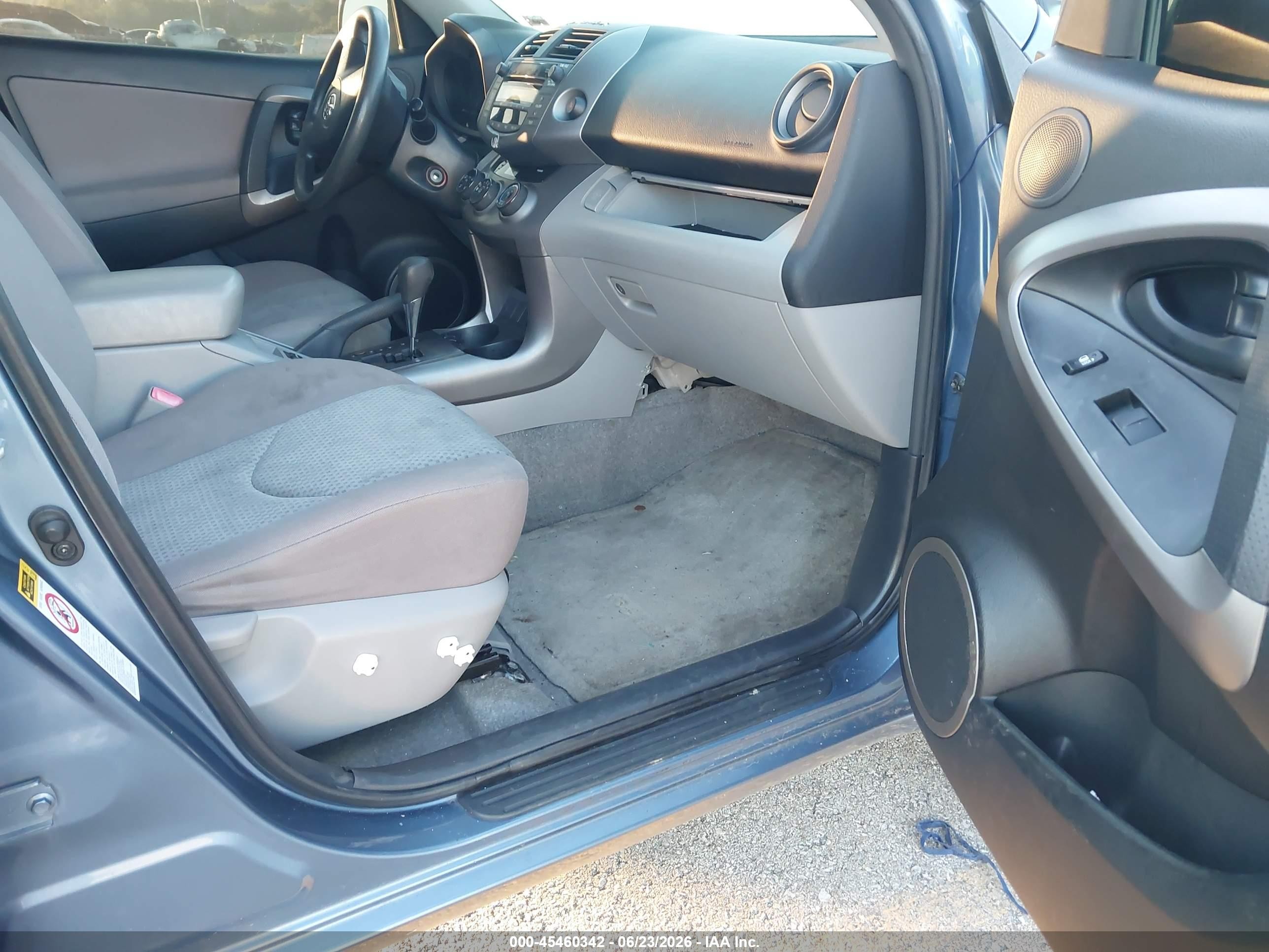 2007 Toyota Rav4 Синий vin: JTMZD33V675057353