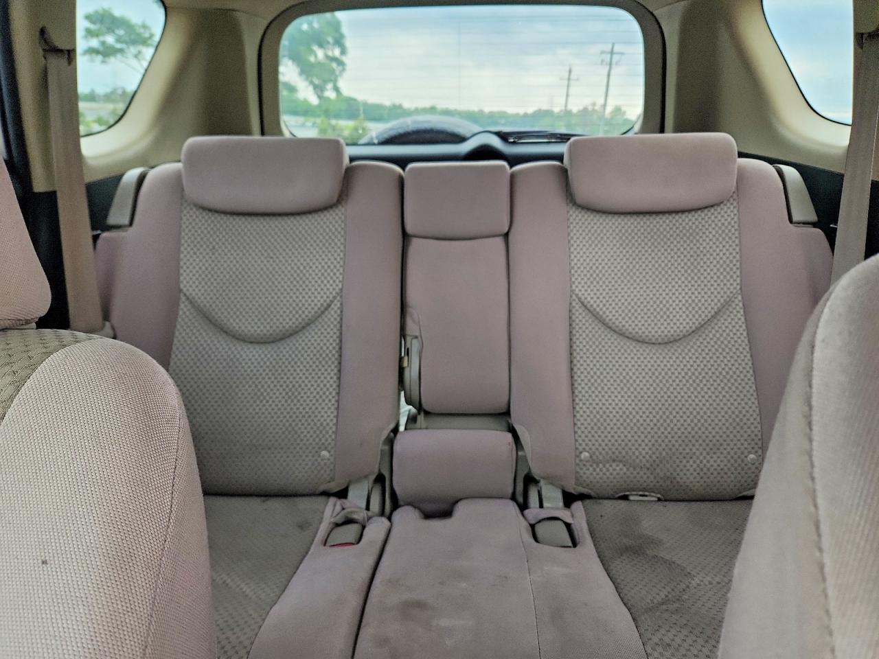 2007 Toyota Rav4 Base Gold vin: JTMZD33V676037064