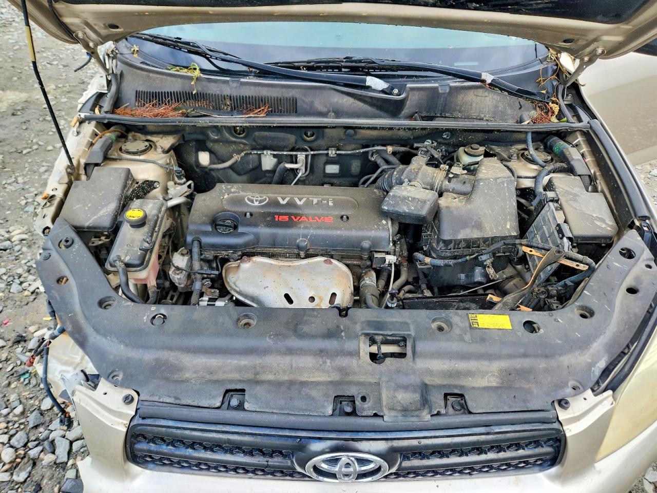 2007 Toyota Rav4 Base Gold vin: JTMZD33V676037064