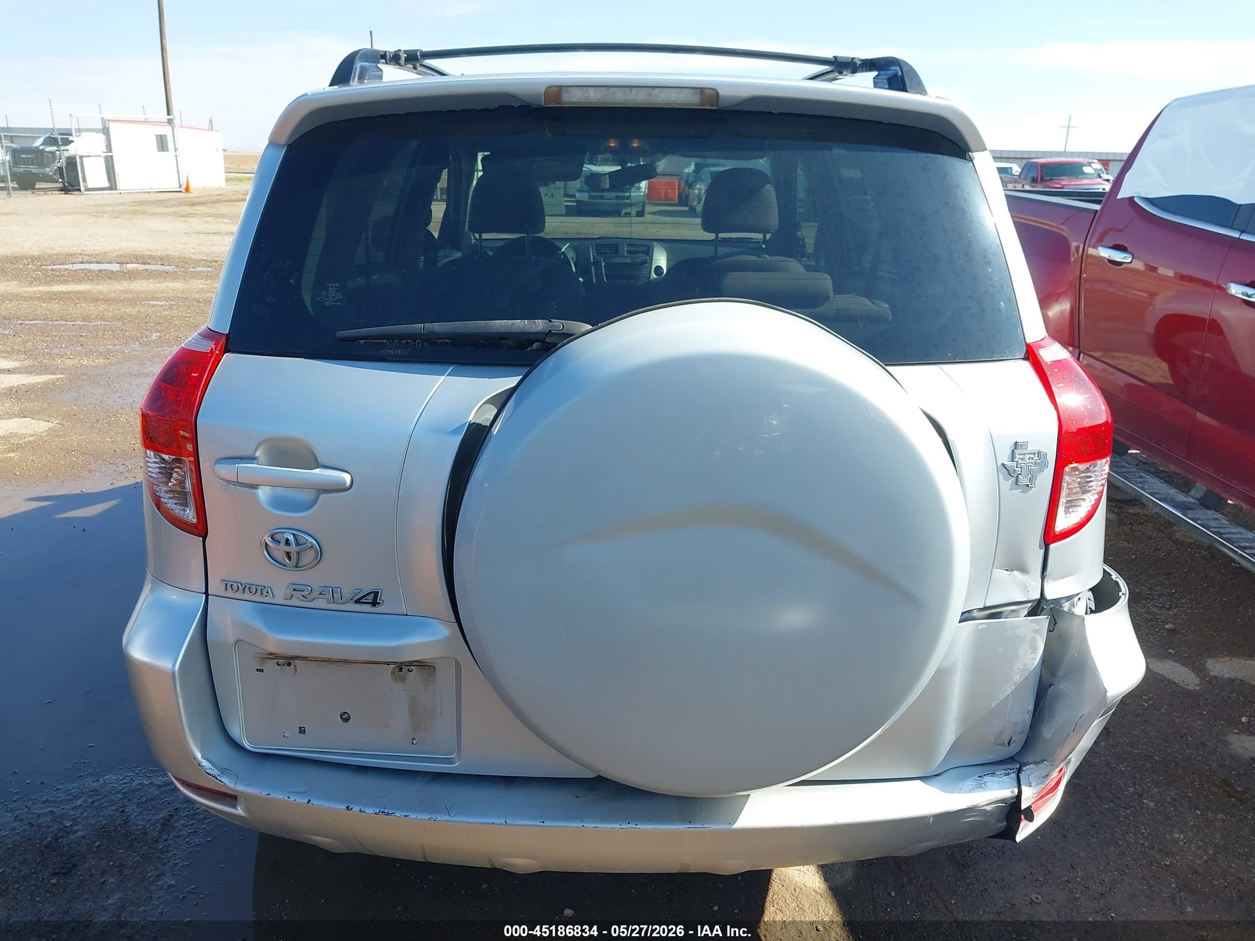 2008 Toyota Rav4 Silver vin: JTMZD33V685084733