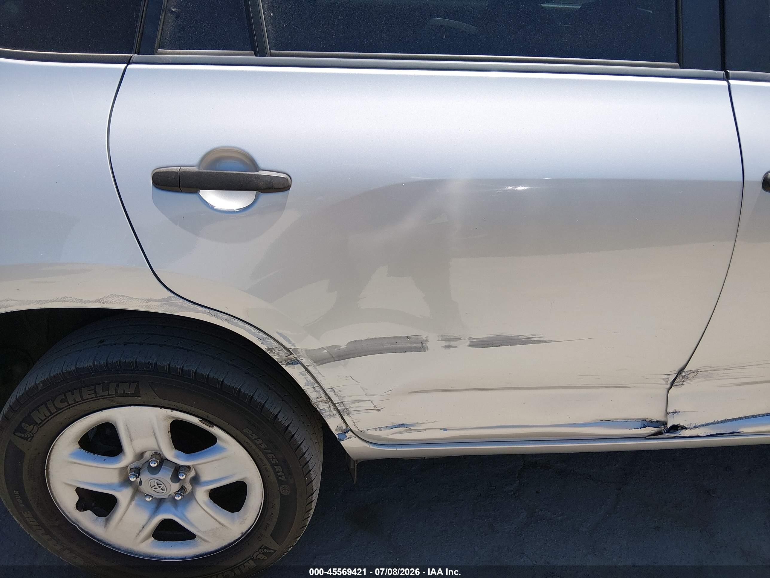 2008 Toyota Rav4 Серебряный vin: JTMZD33V685099622