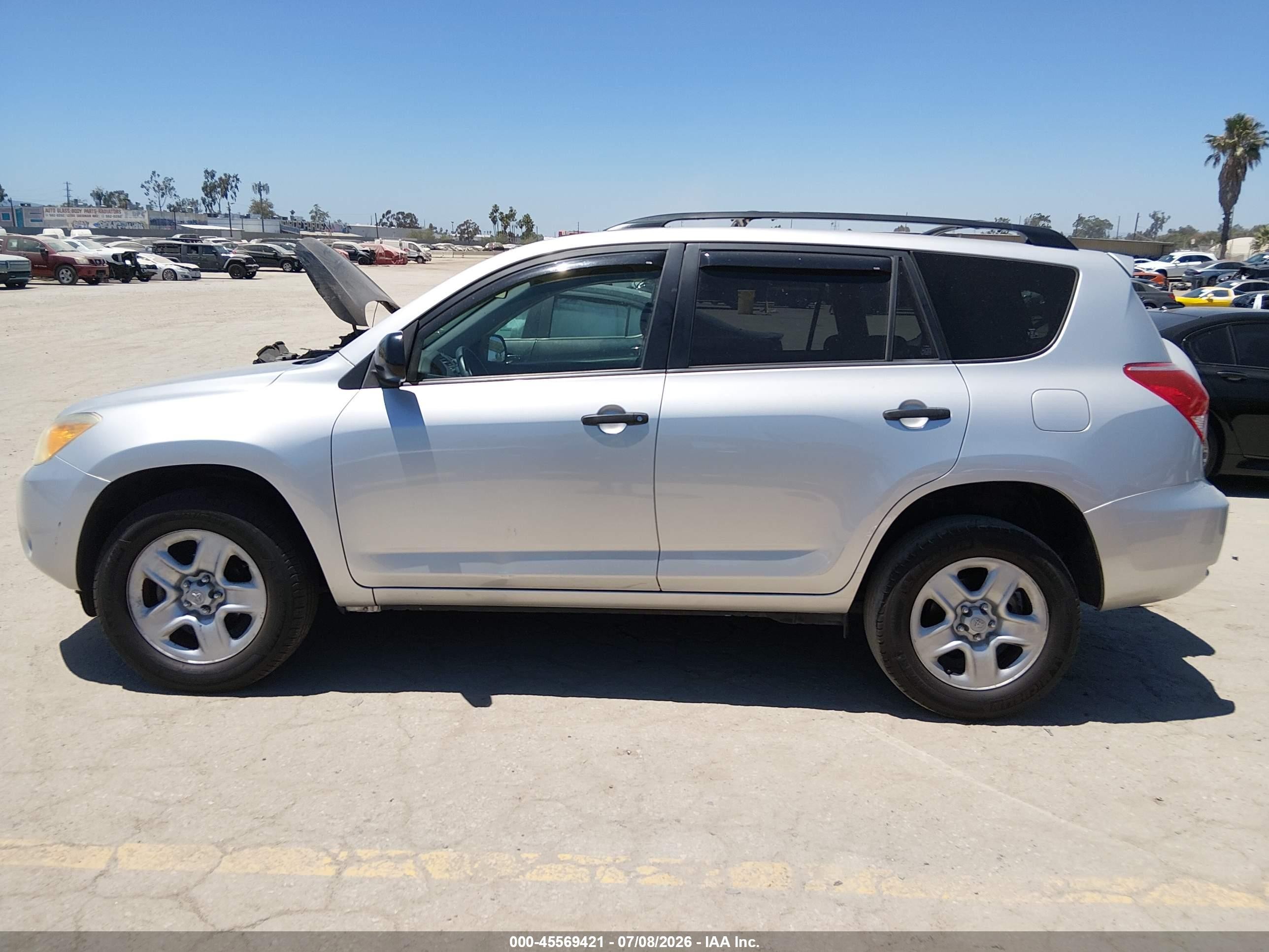 2008 Toyota Rav4 Серебряный vin: JTMZD33V685099622