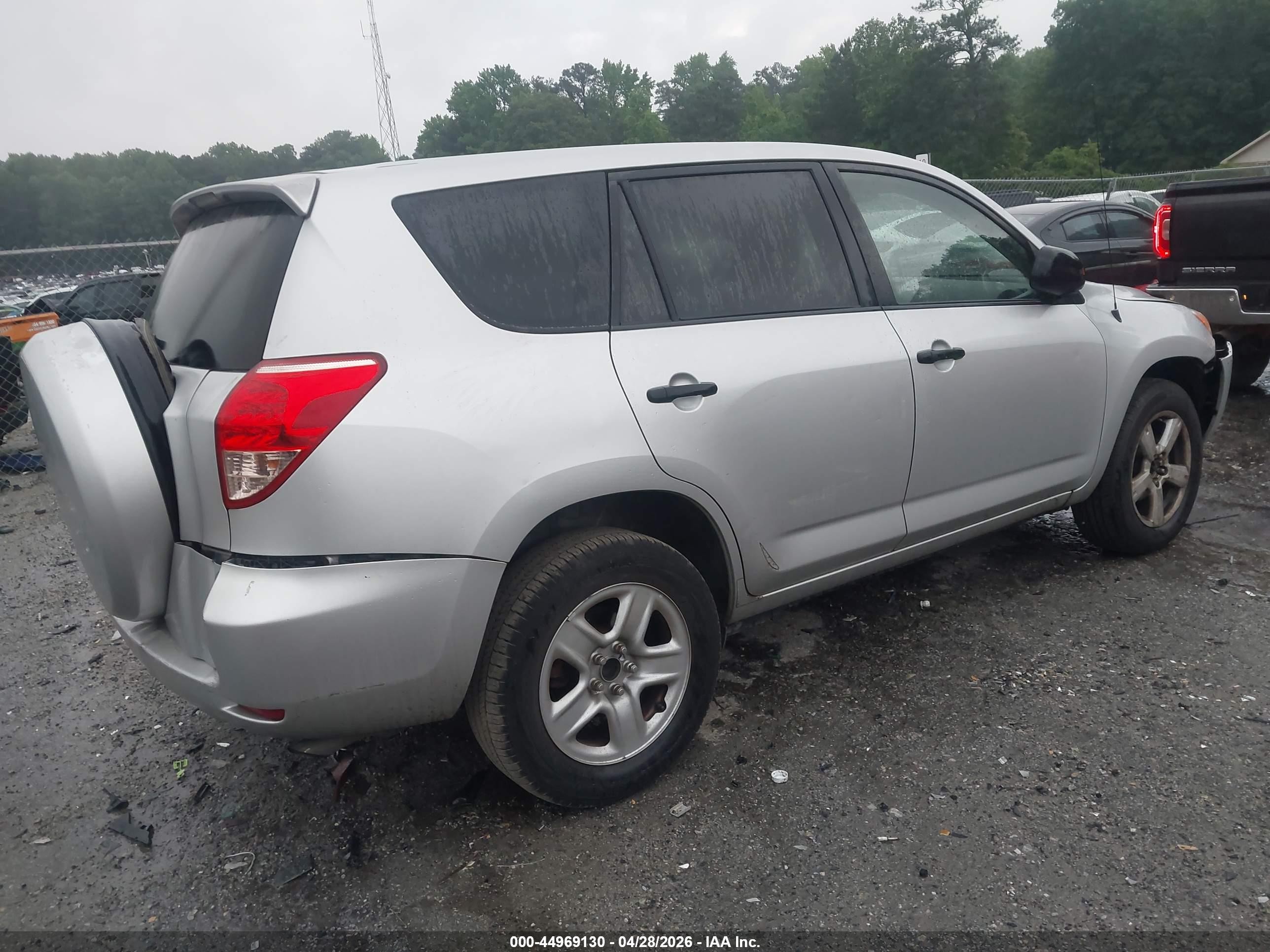 2008 Toyota Rav4   Silver vin: JTMZD33V686059874