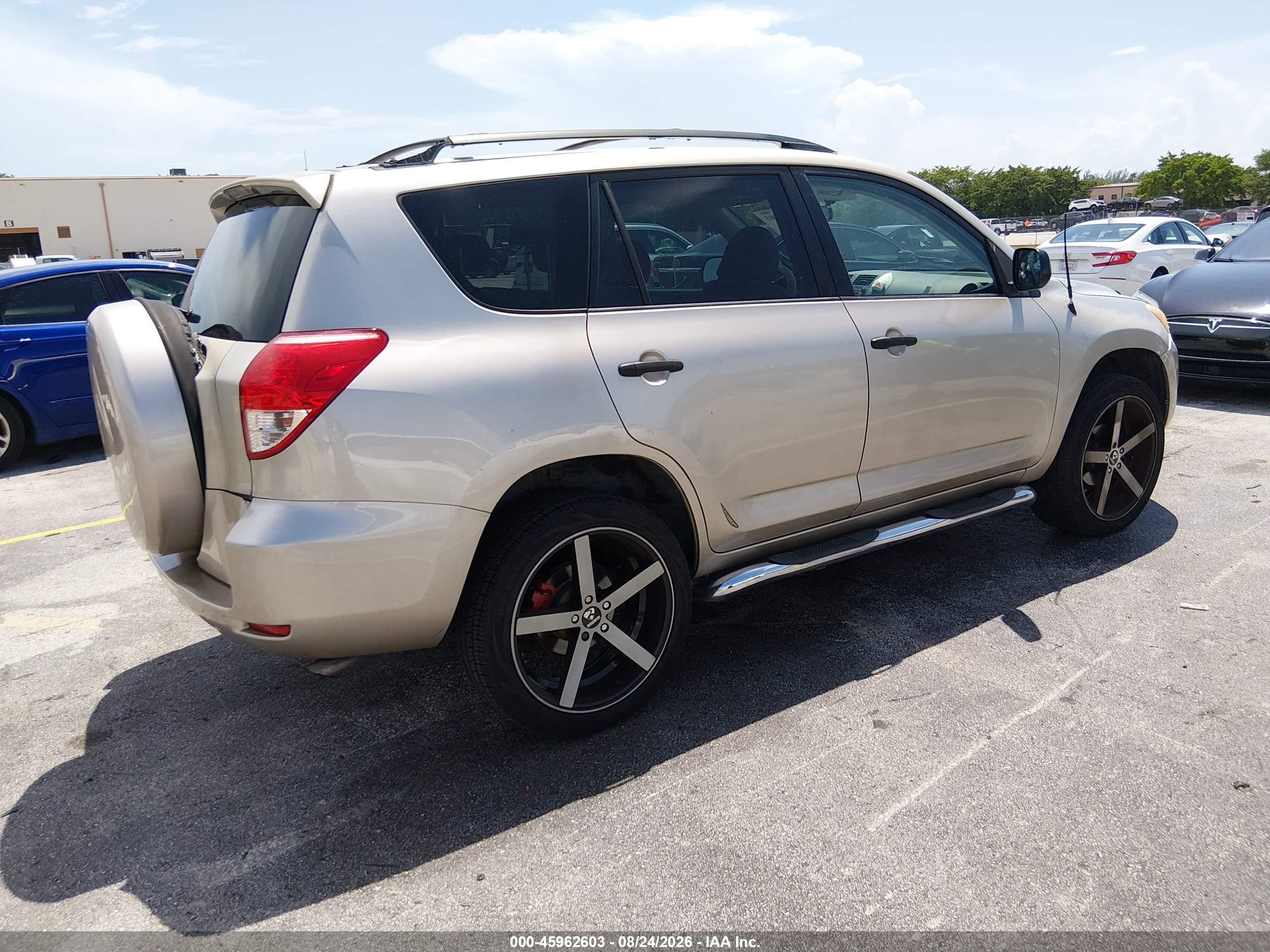 2008 Toyota Rav4   Gold vin: JTMZD33V686076416