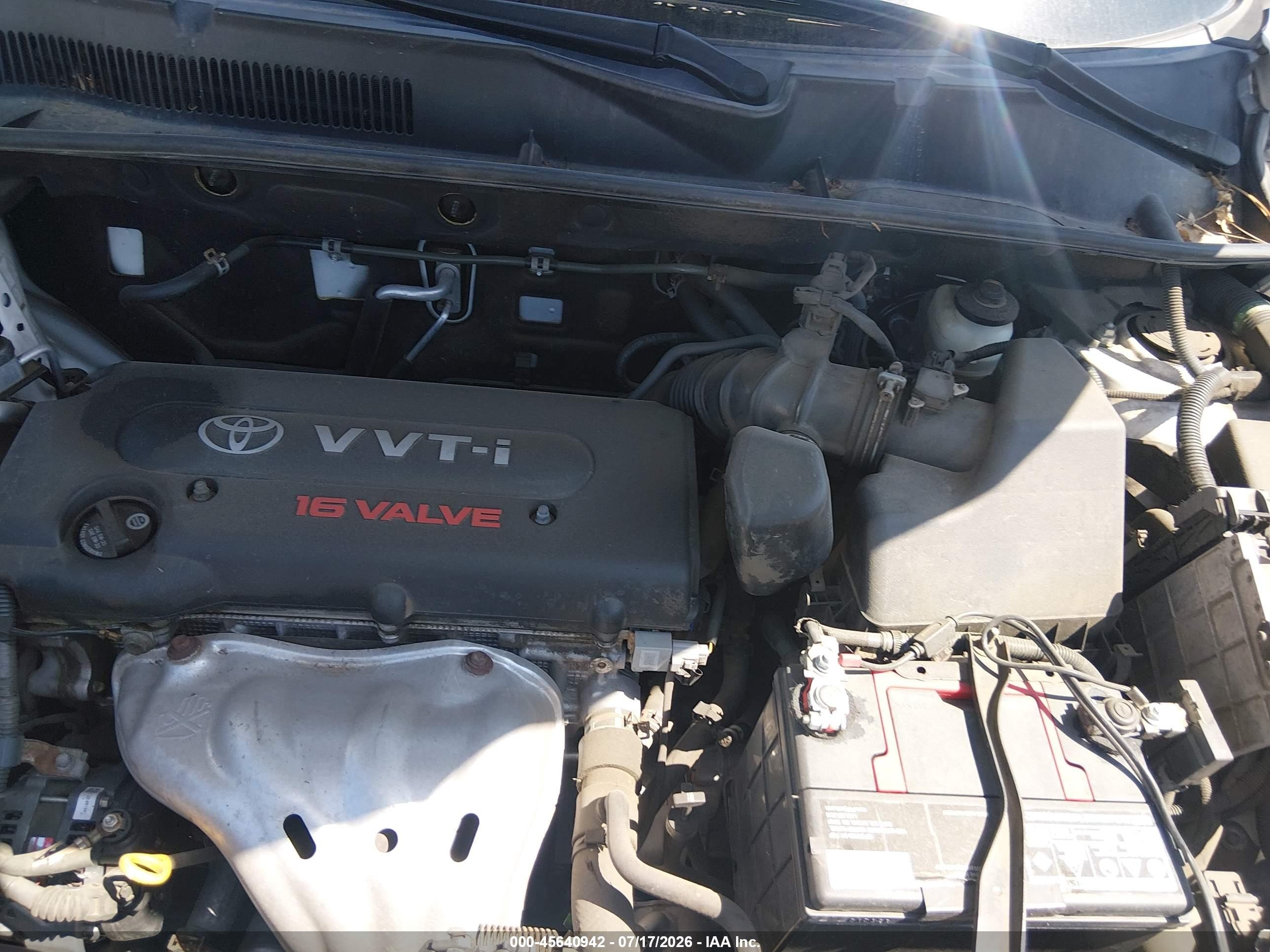 2006 Toyota Rav4 White vin: JTMZD33V765014302
