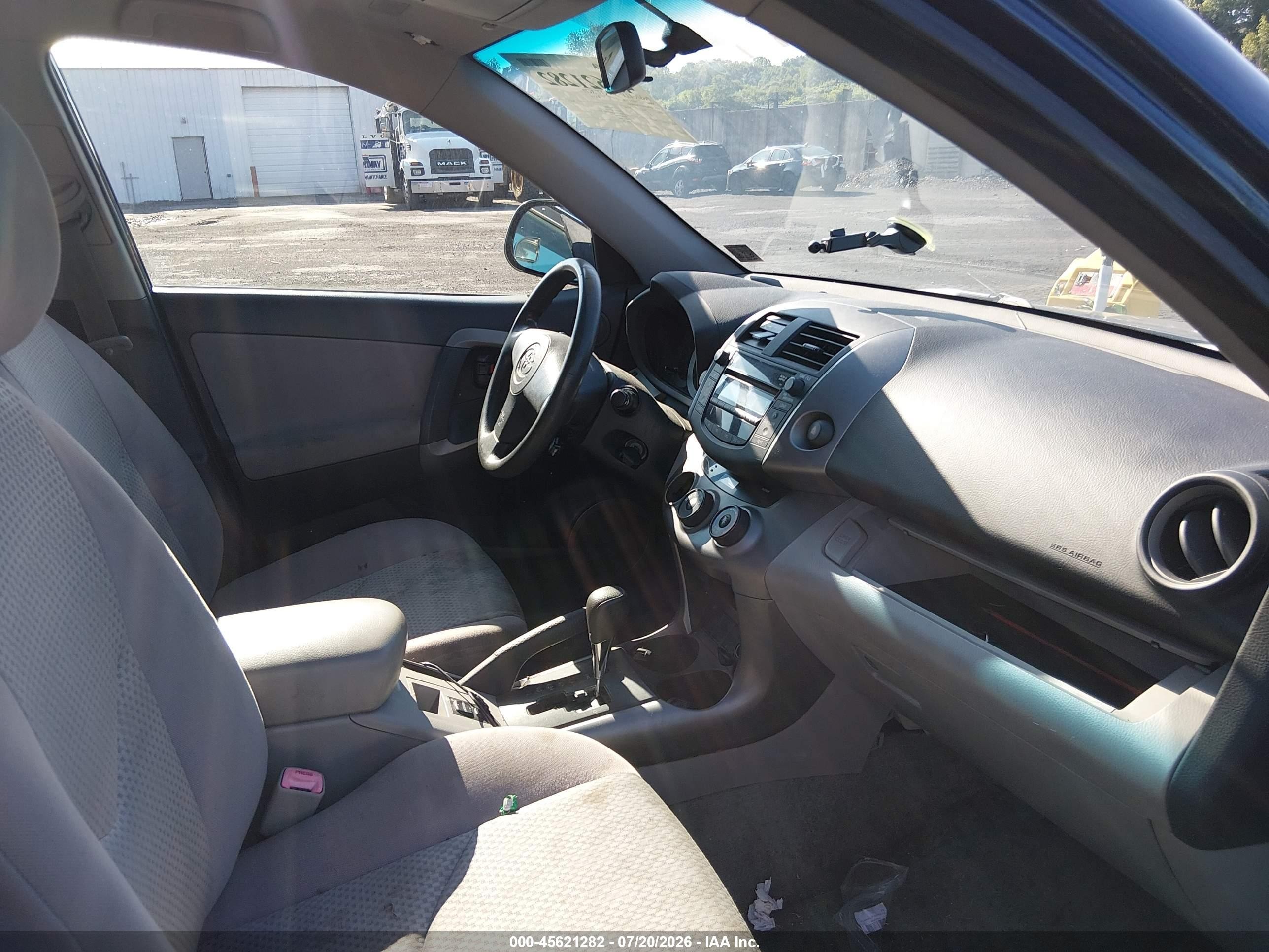 2006 Toyota Rav4   Dark Blue vin: JTMZD33V766008543