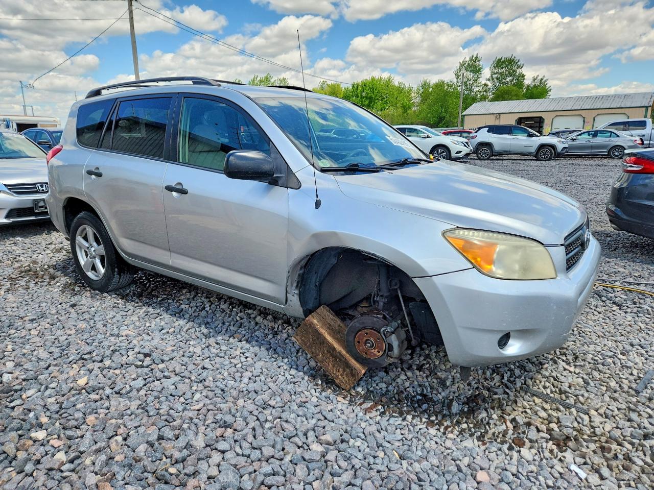 2007 Toyota Rav4 Base Silver vin: JTMZD33V775066353