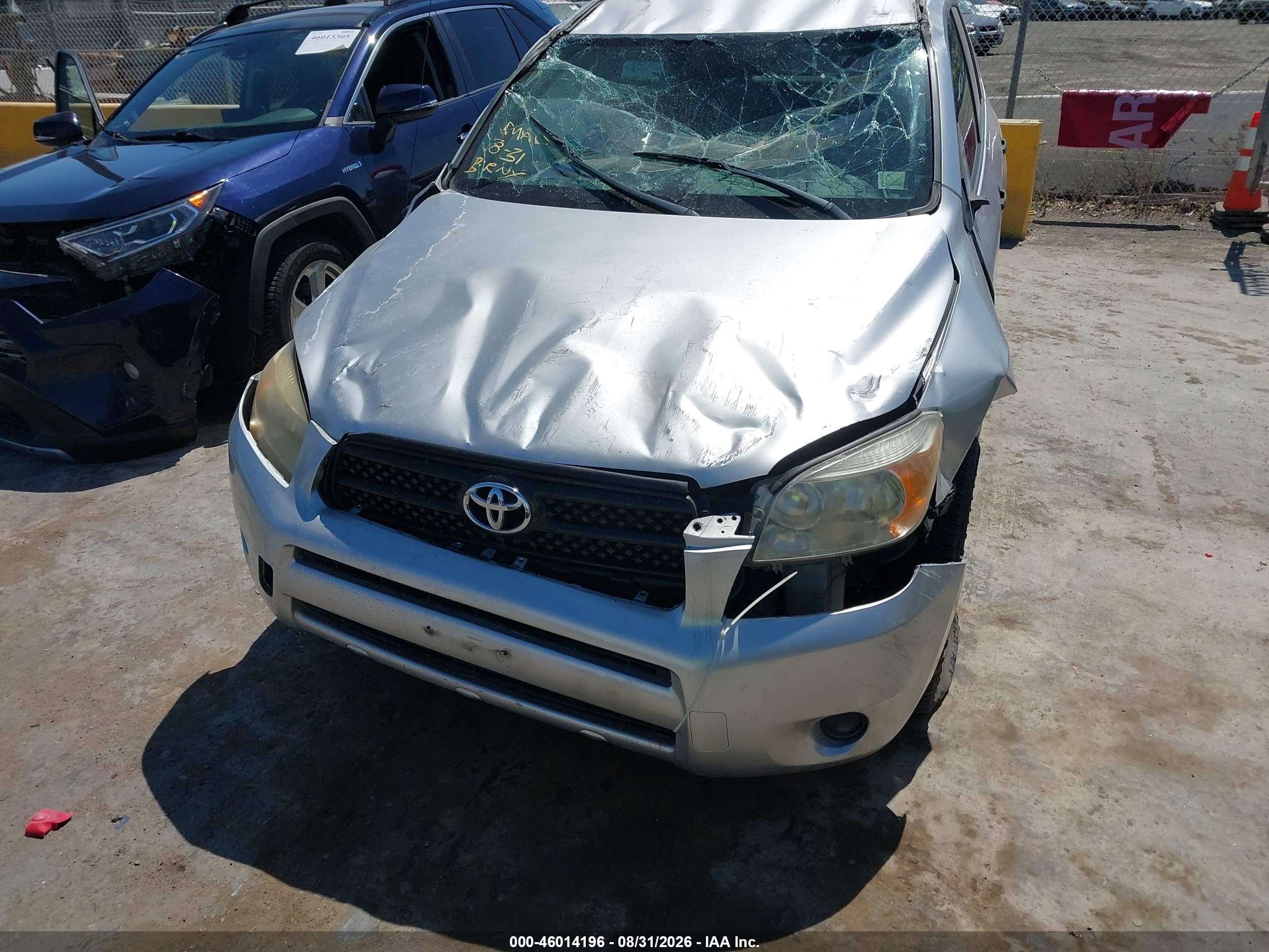 2007 Toyota Rav4   Серебряный vin: JTMZD33V776021519