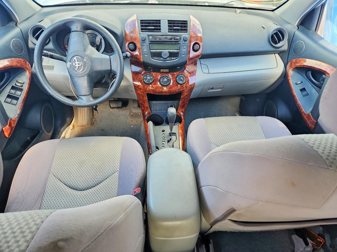 2007 Toyota Rav4 Base Серебряный vin: JTMZD33V776034299