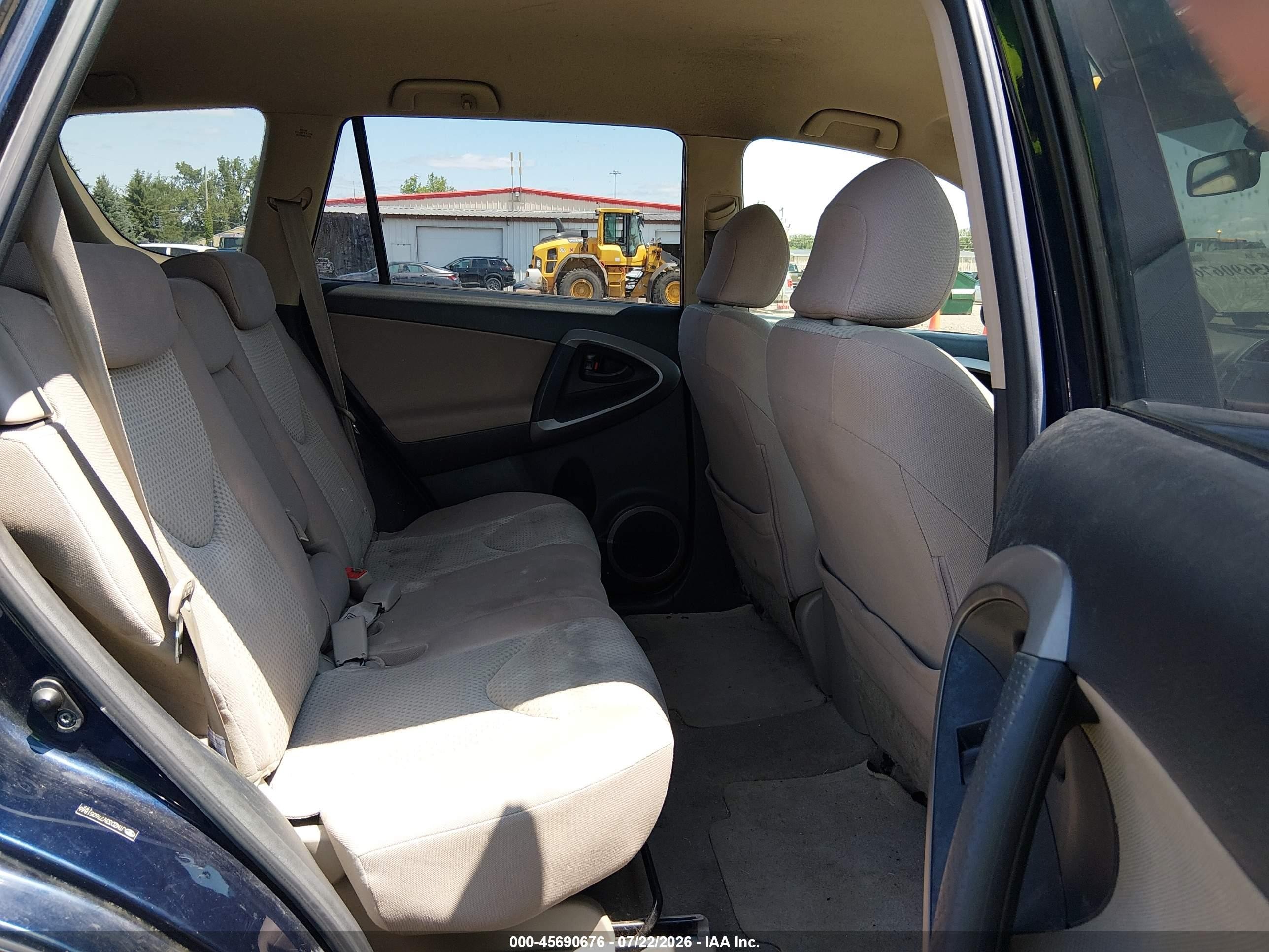 2007 Toyota Rav4   Синий vin: JTMZD33V776051846
