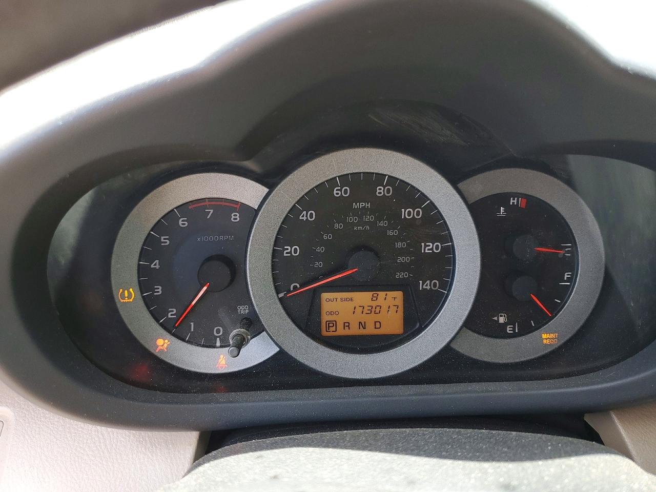 2008 Toyota Rav4 Base White vin: JTMZD33V785078410