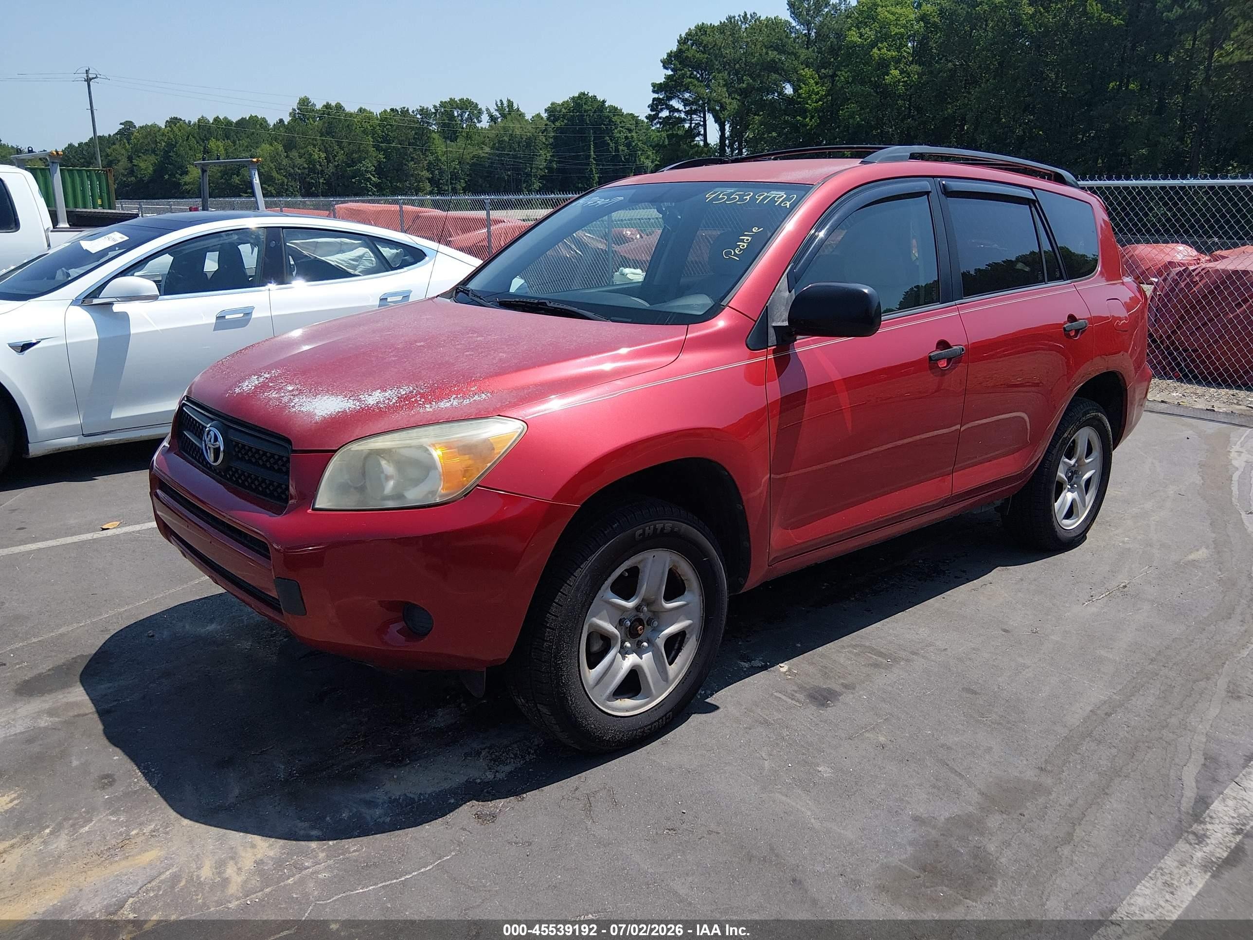 2008 Toyota Rav4   Red vin: JTMZD33V786058698