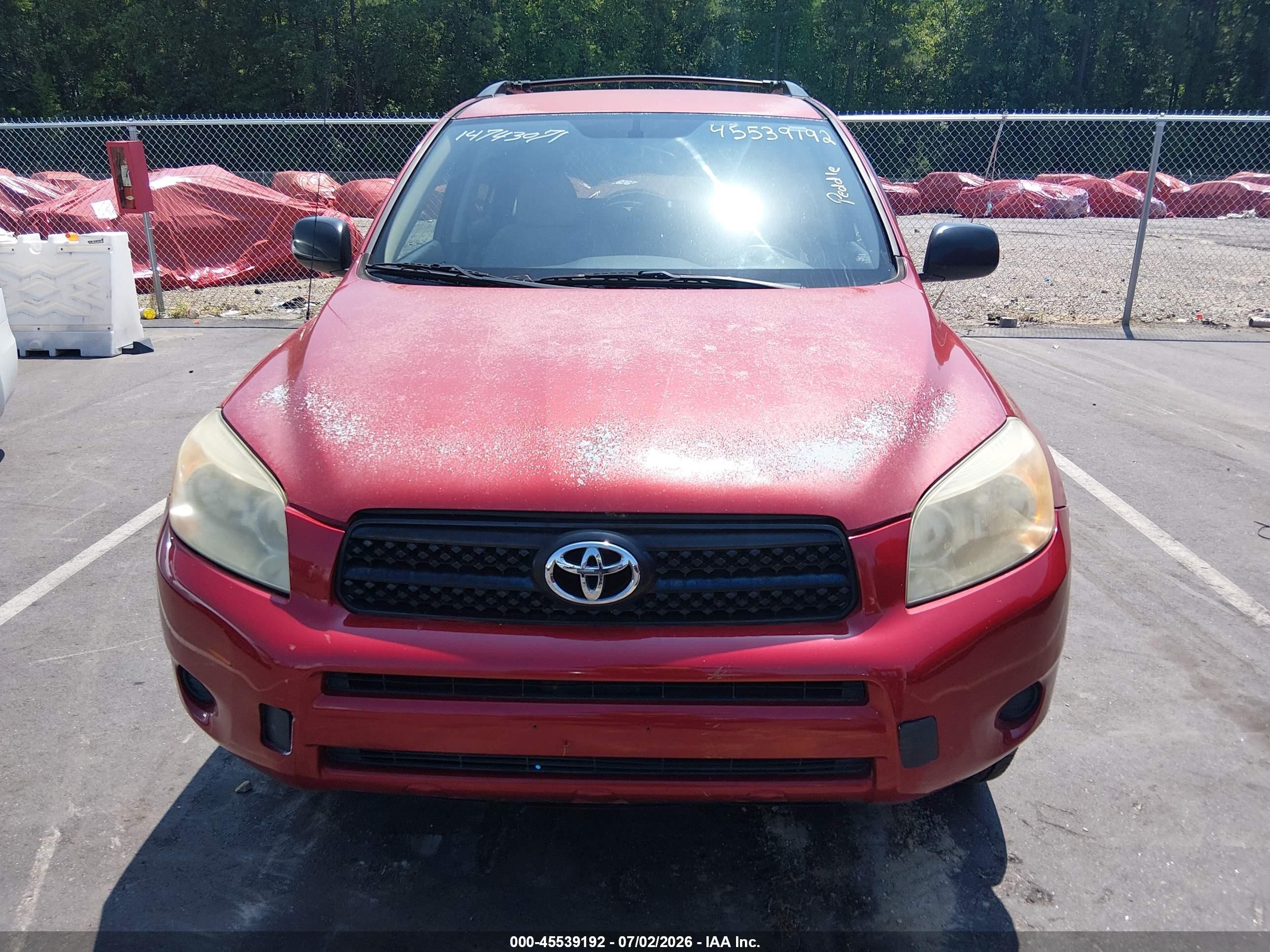 2008 Toyota Rav4   Red vin: JTMZD33V786058698