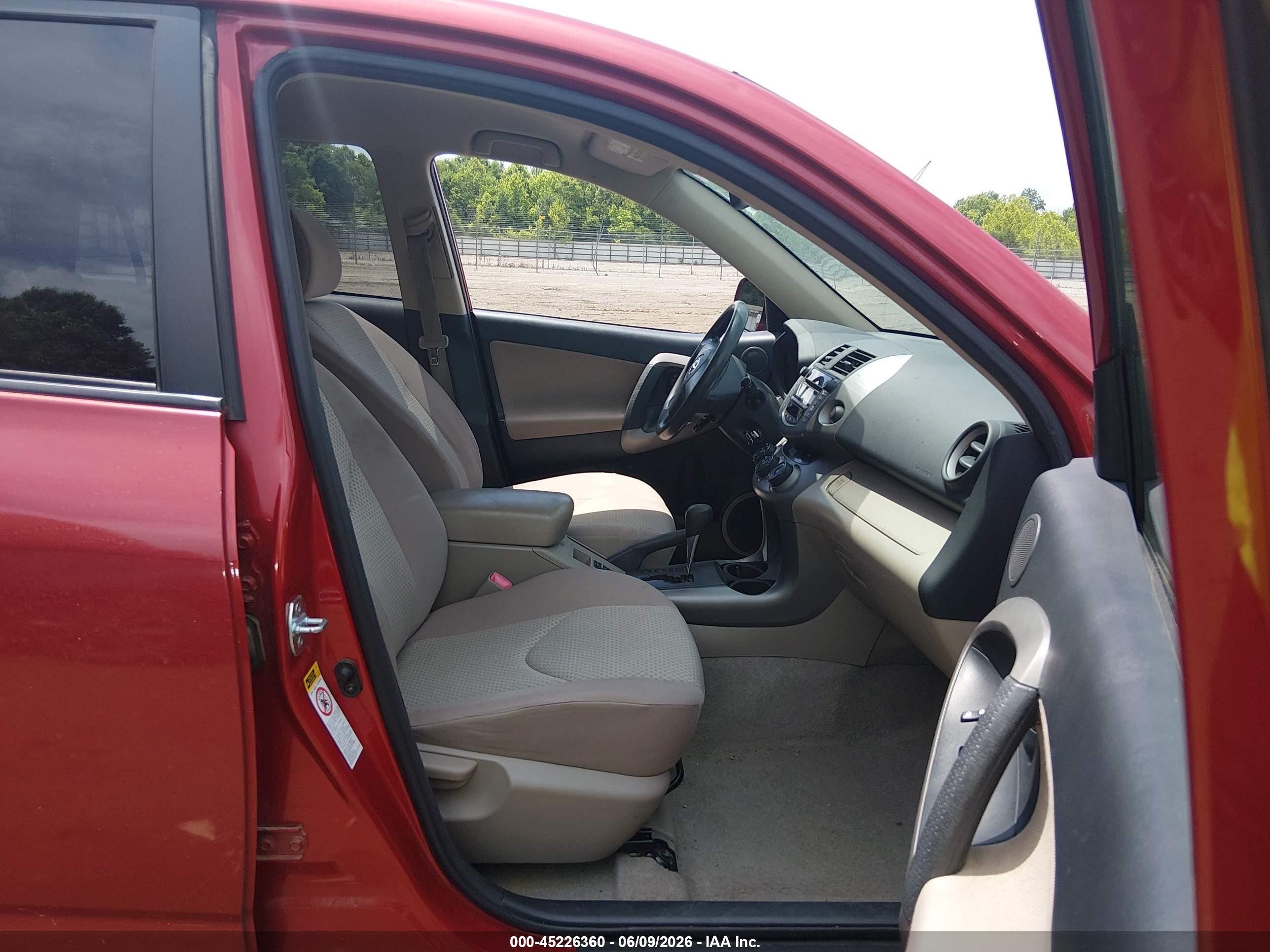 2008 Toyota Rav4 Red vin: JTMZD33V786061360