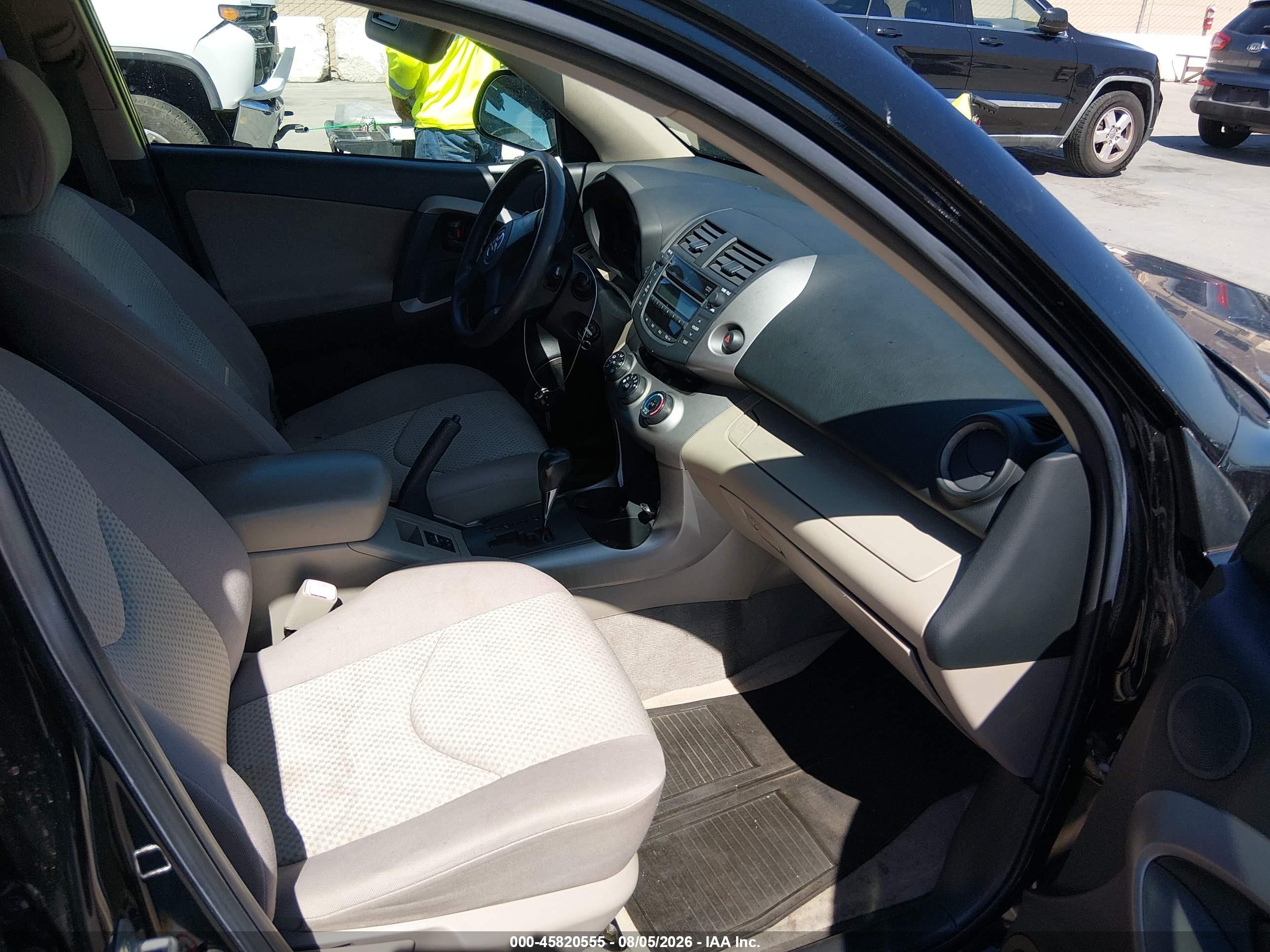 2006 Toyota Rav4   Black vin: JTMZD33V866003271