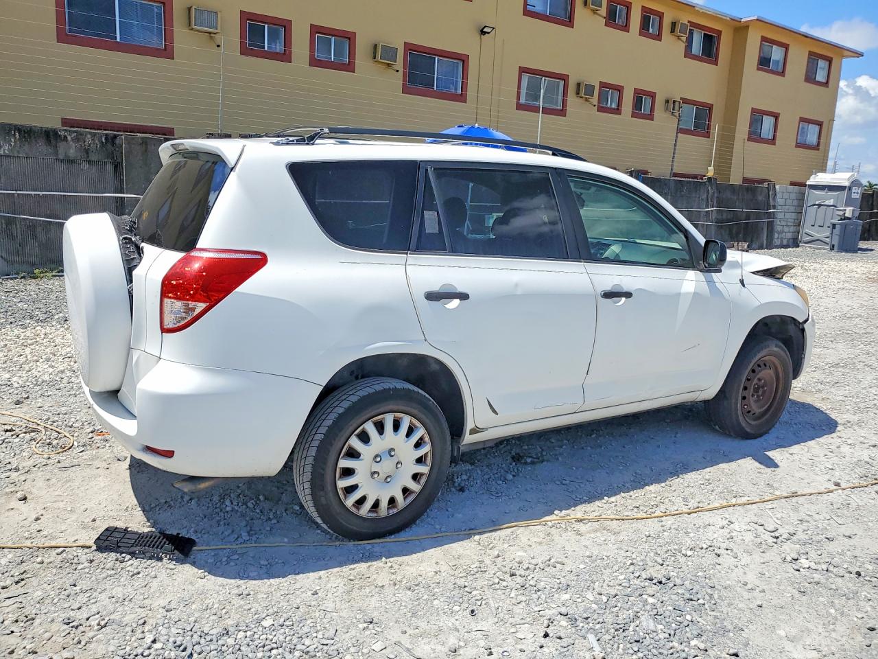 2006 Toyota Rav4 Base Белый vin: JTMZD33V866016456