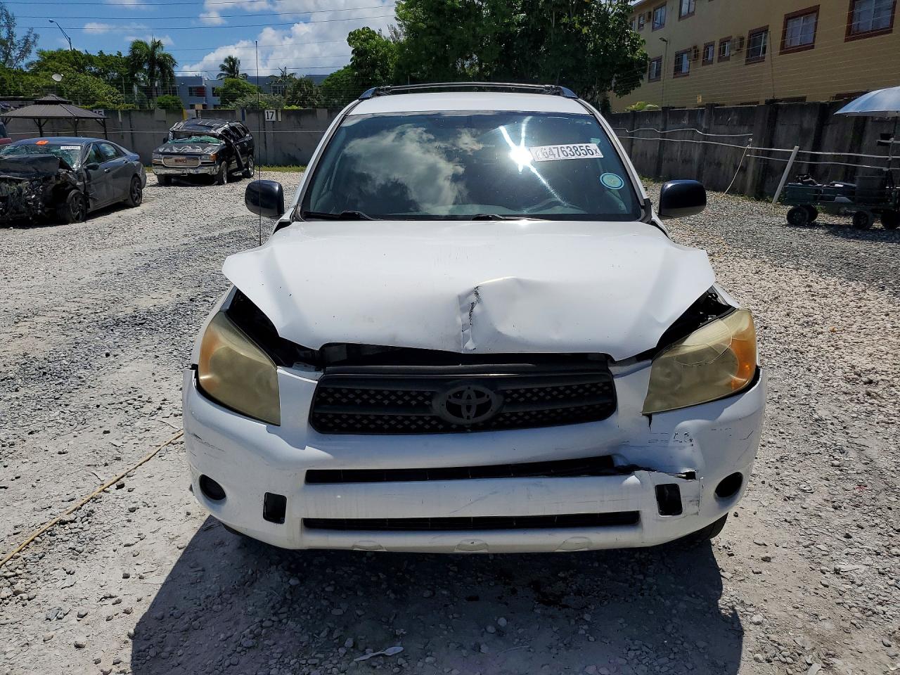 2006 Toyota Rav4 Base Белый vin: JTMZD33V866016456