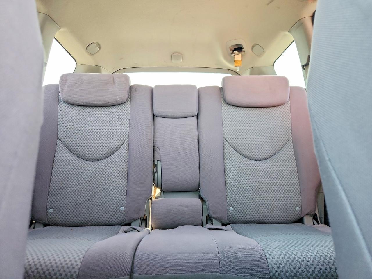 2006 Toyota Rav4 Base Gray vin: JTMZD33V866020314