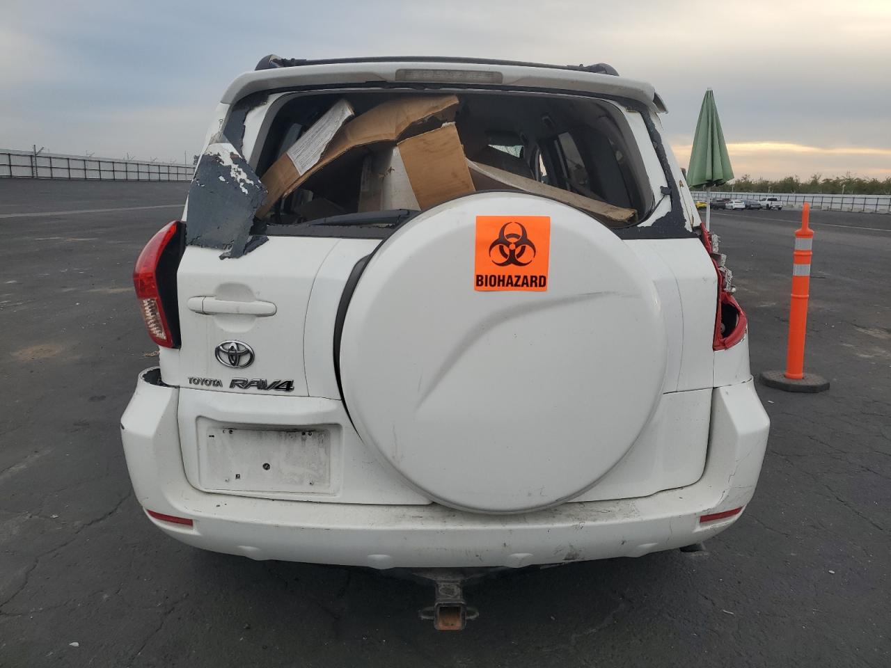 2007 Toyota Rav4 White vin: JTMZD33V875033555