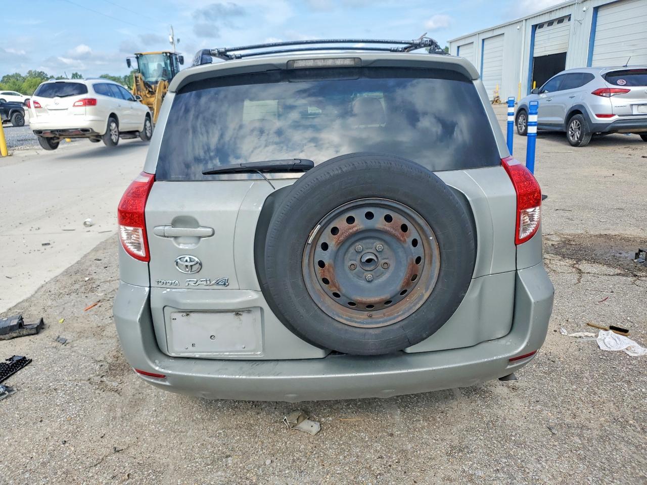 2007 Toyota Rav4 Base Silver vin: JTMZD33V875037282