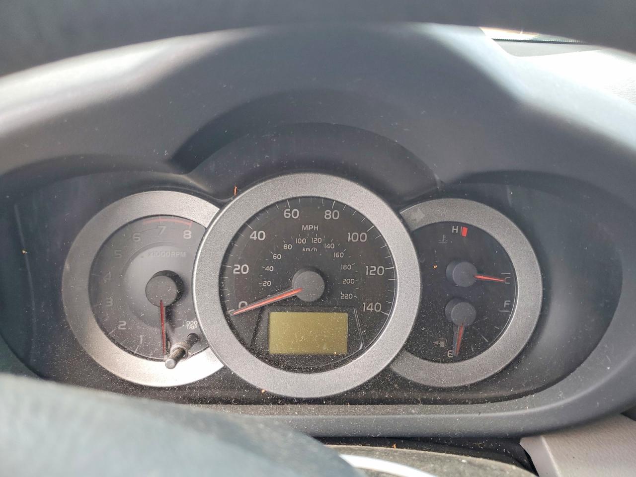 2007 Toyota Rav4 Base Silver vin: JTMZD33V875037282