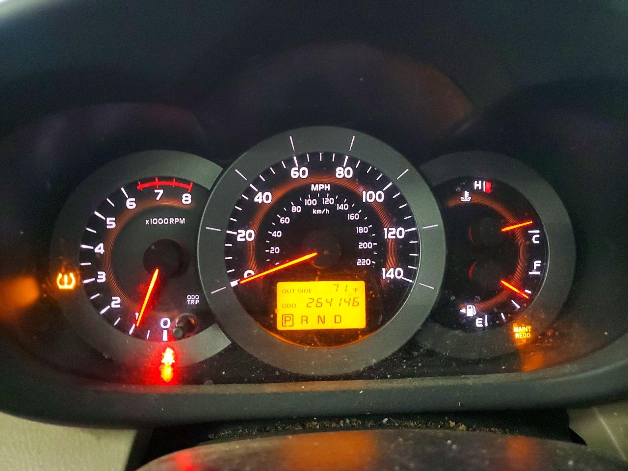 2007 Toyota Rav4 Base White vin: JTMZD33V876036353