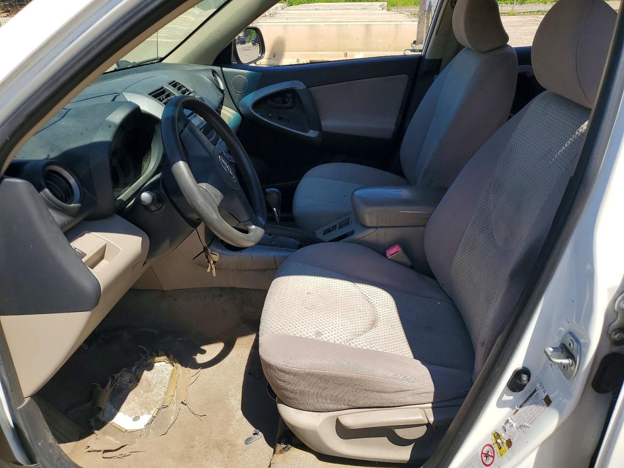 2007 Toyota Rav4 Base White vin: JTMZD33V876036353