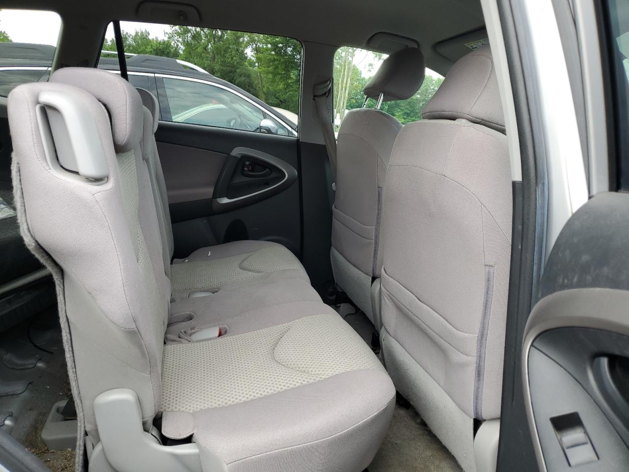 2007 Toyota Rav4 Silver vin: JTMZD33V876040953