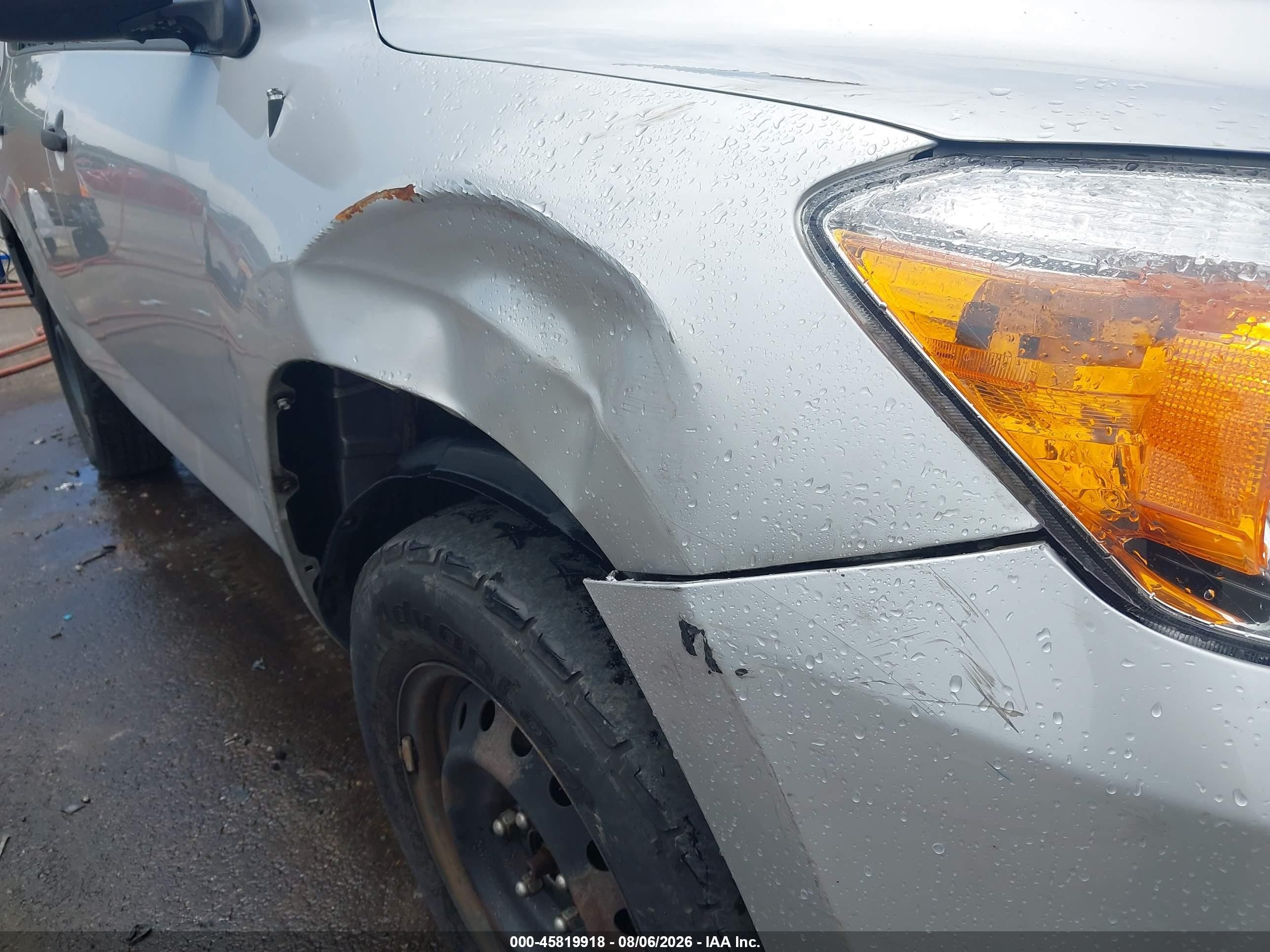 2008 Toyota Rav4   Silver vin: JTMZD33V885080683
