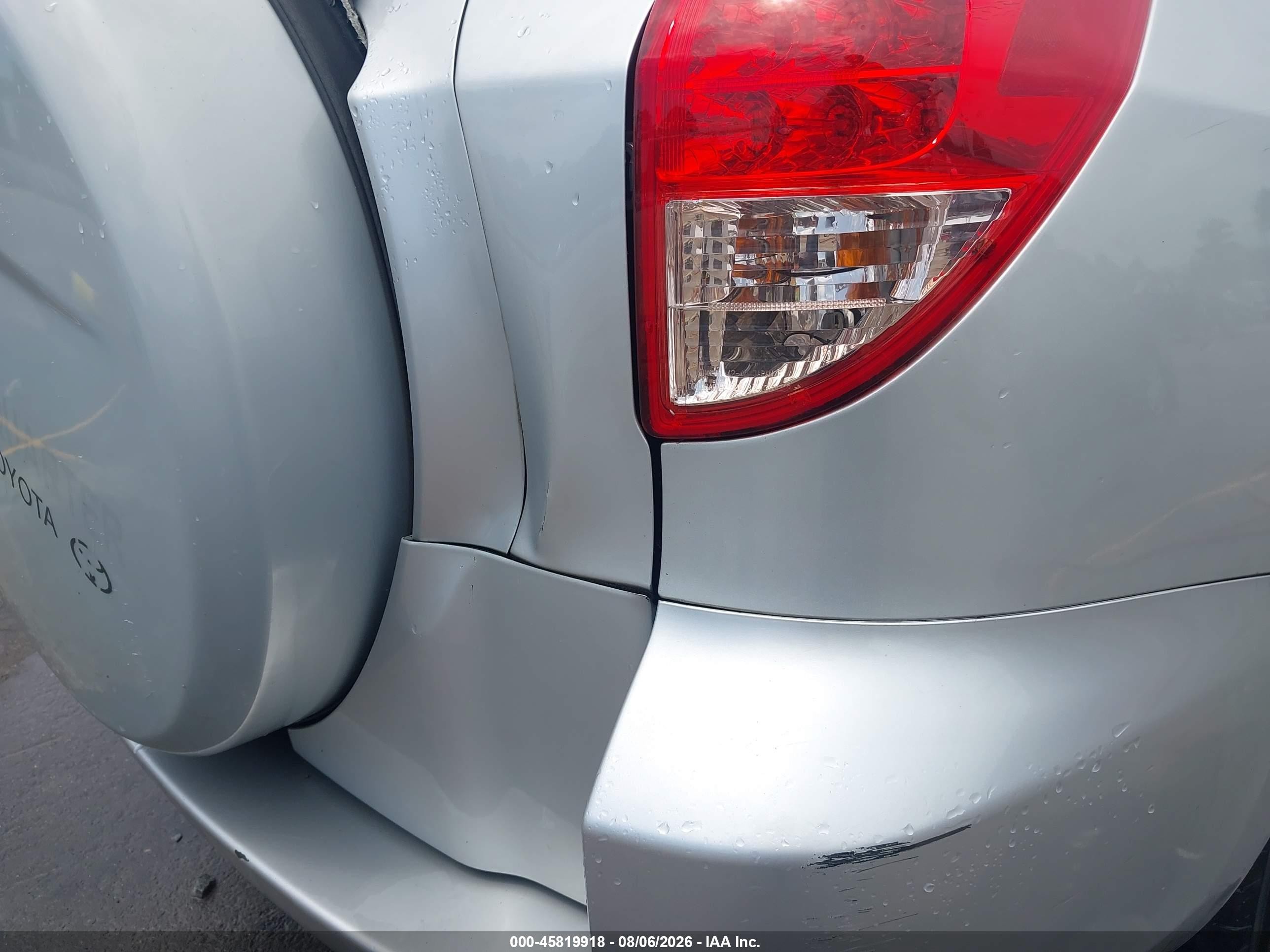 2008 Toyota Rav4   Silver vin: JTMZD33V885080683