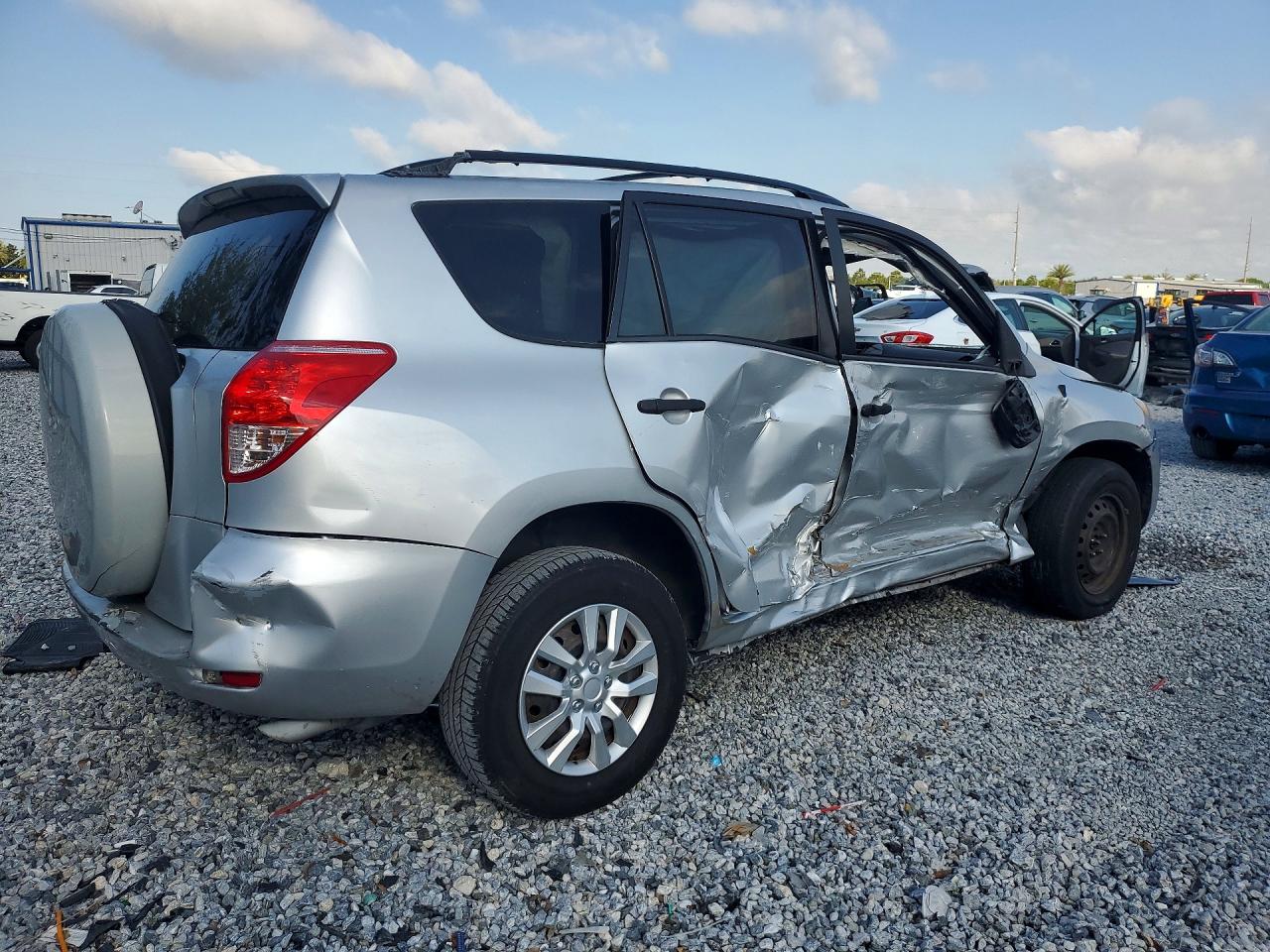 2008 Toyota Rav4 Base Silver vin: JTMZD33V885083048
