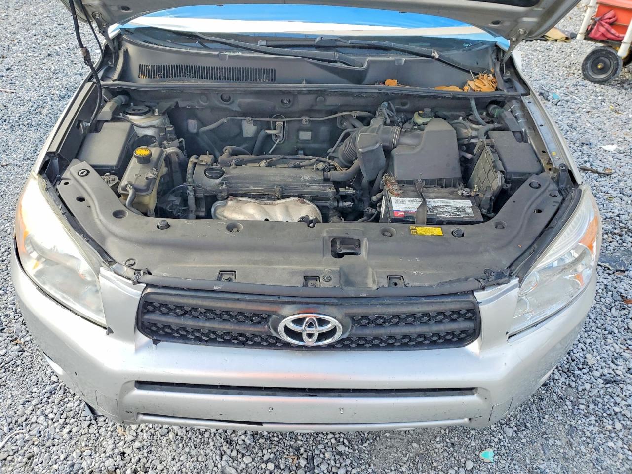 2008 Toyota Rav4 Base Silver vin: JTMZD33V885083048