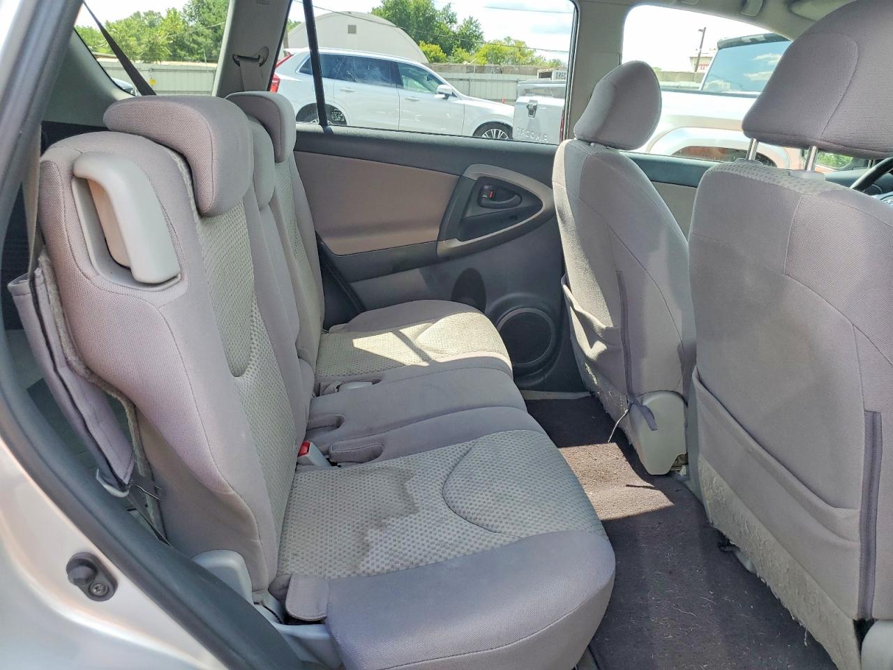 2008 Toyota Rav4 Base Silver vin: JTMZD33V886057270
