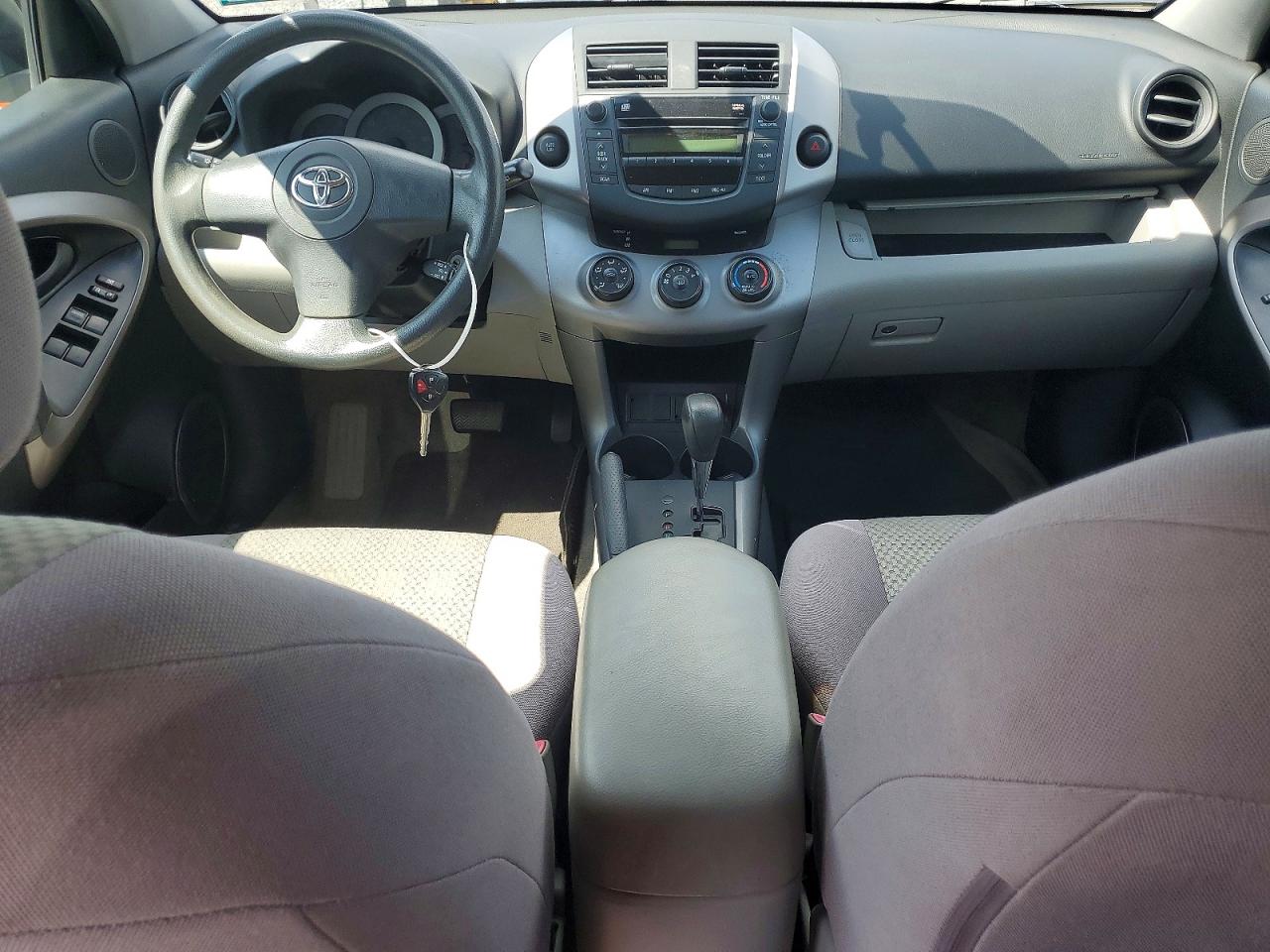 2008 Toyota Rav4 Base Silver vin: JTMZD33V886057270