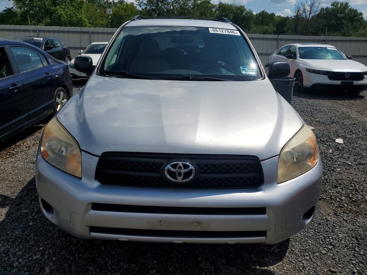 2008 Toyota Rav4 Base Silver vin: JTMZD33V886057270