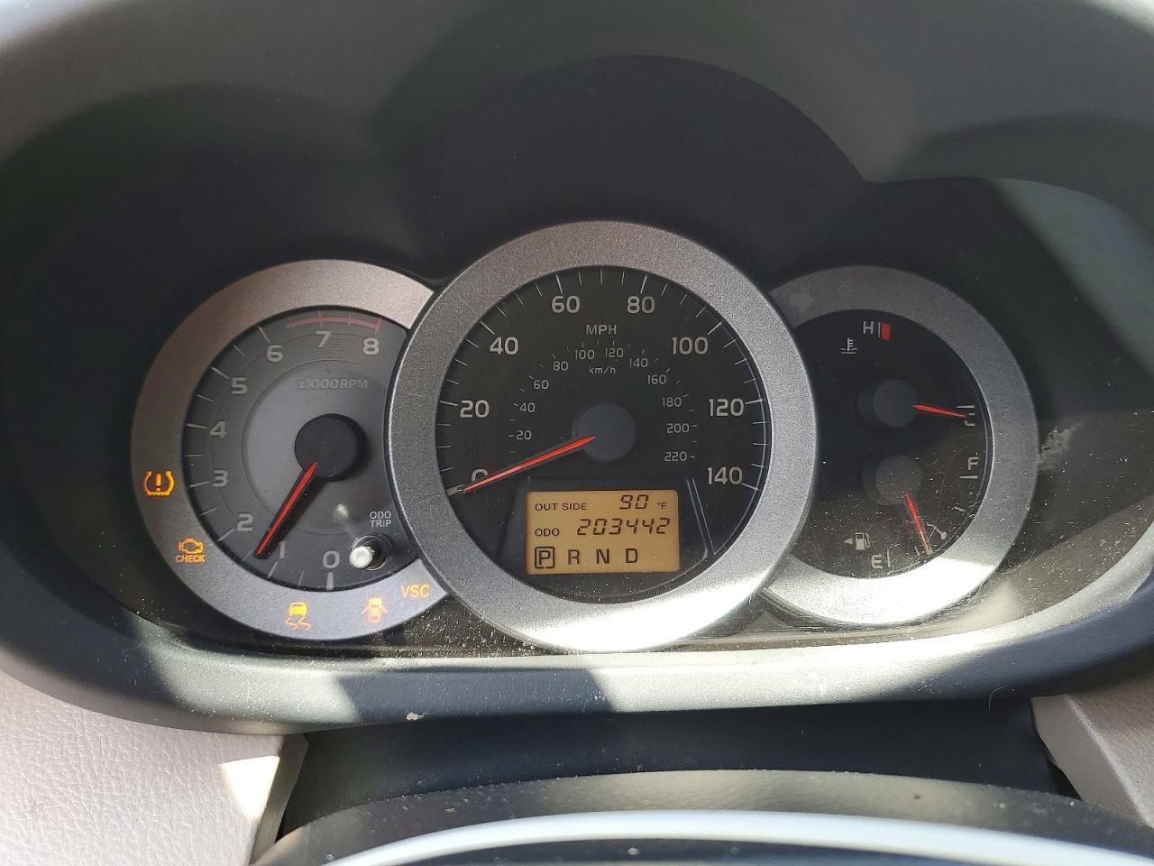 2006 Toyota Rav4 Base White vin: JTMZD33V965005746