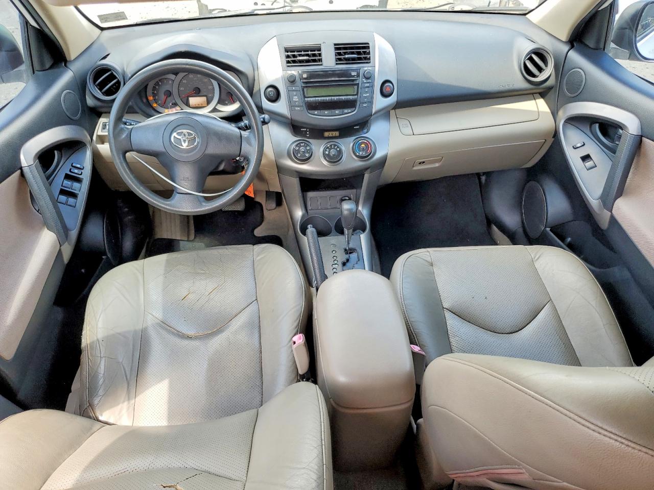 2006 Toyota Rav4 Base White vin: JTMZD33V965005746