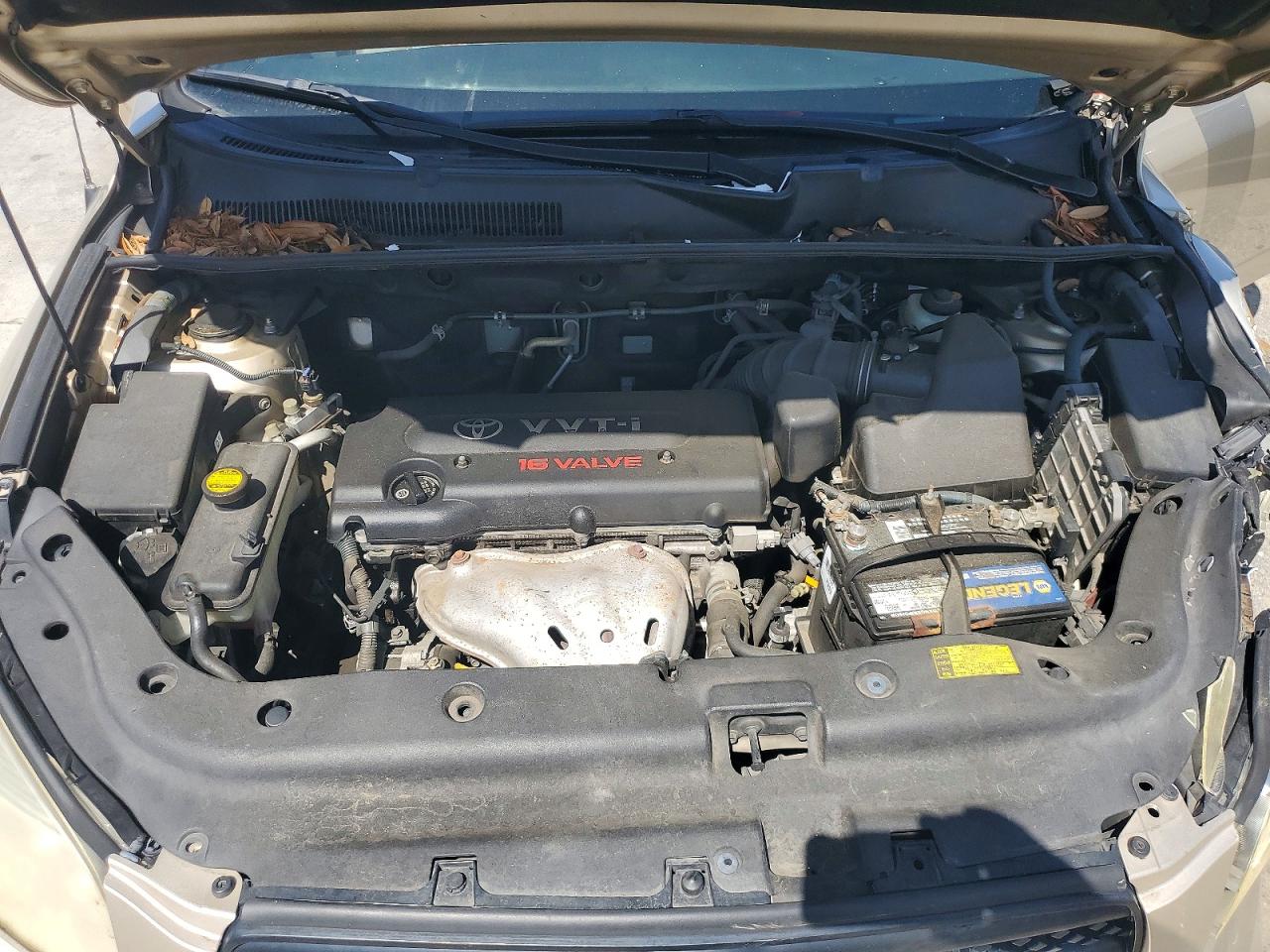 2006 Toyota Rav4 Base Gold vin: JTMZD33V965006802