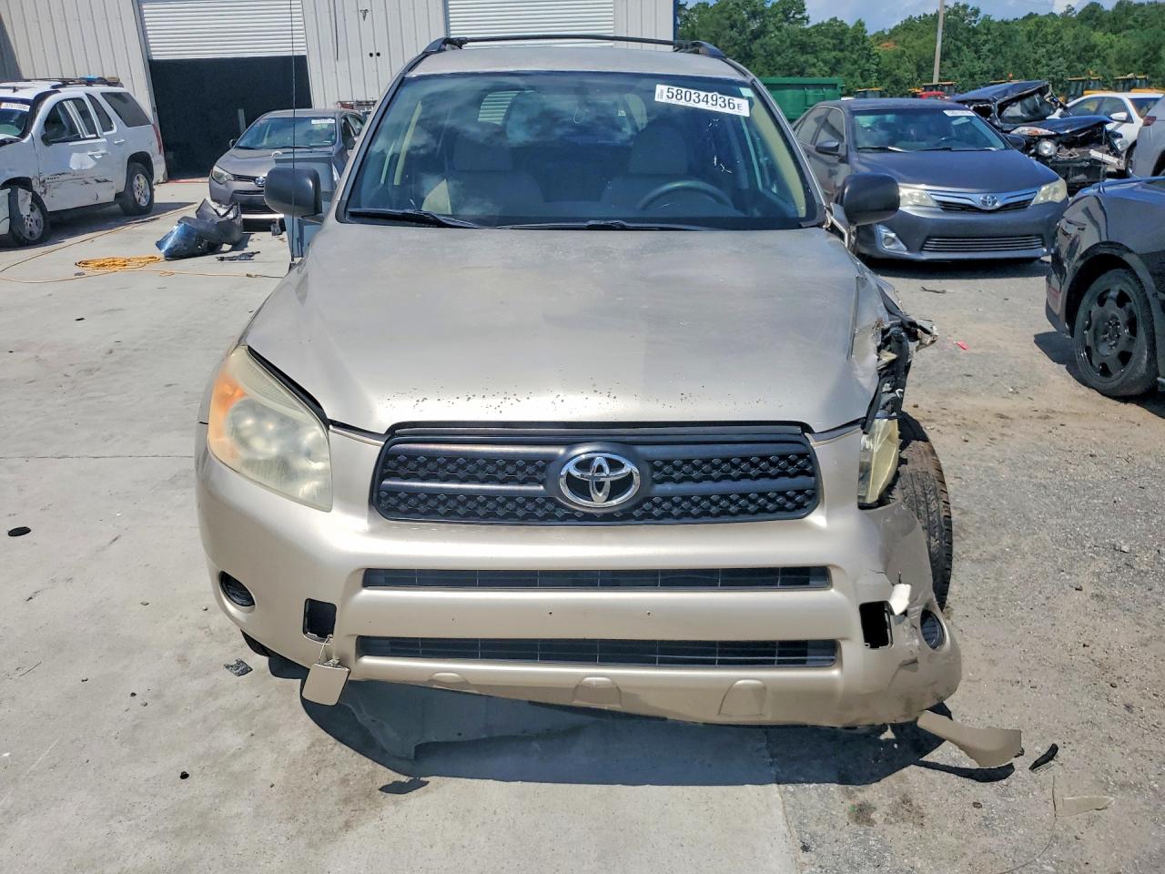 2006 Toyota Rav4 Base Gold vin: JTMZD33V965006802