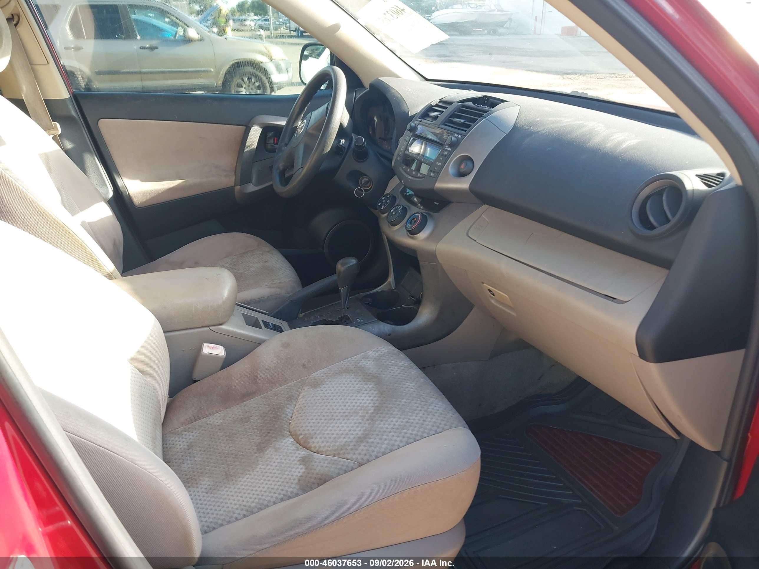 2006 Toyota Rav4   Красный vin: JTMZD33V965014916