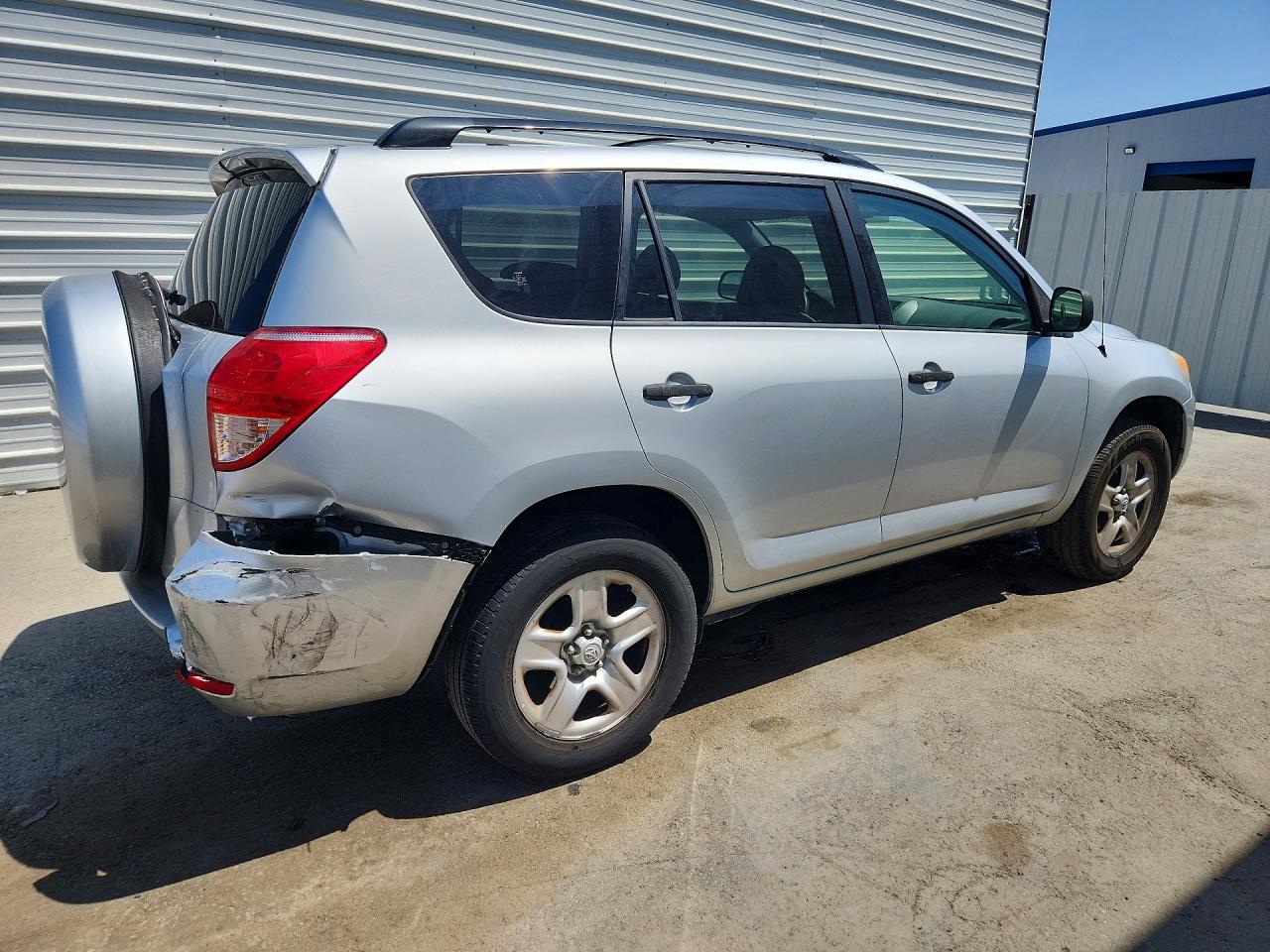 2007 Toyota Rav4 Base Silver vin: JTMZD33V975062269