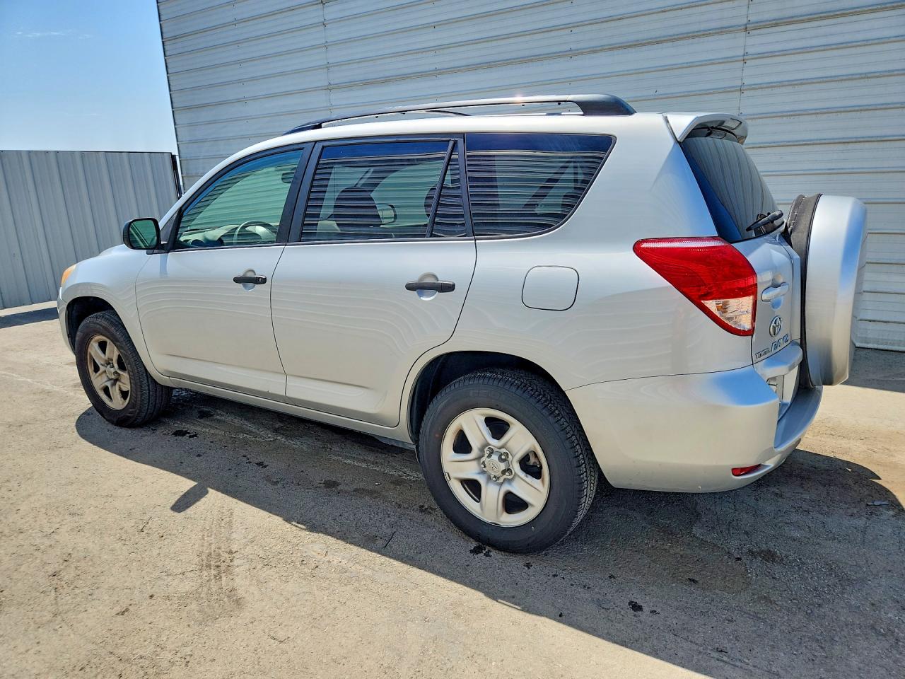 2007 Toyota Rav4 Base Silver vin: JTMZD33V975062269