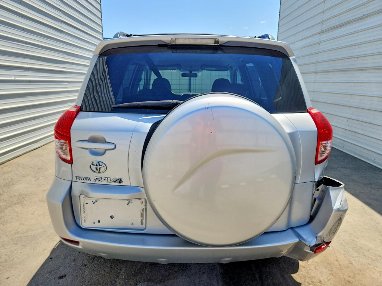 2007 Toyota Rav4 Base Silver vin: JTMZD33V975062269