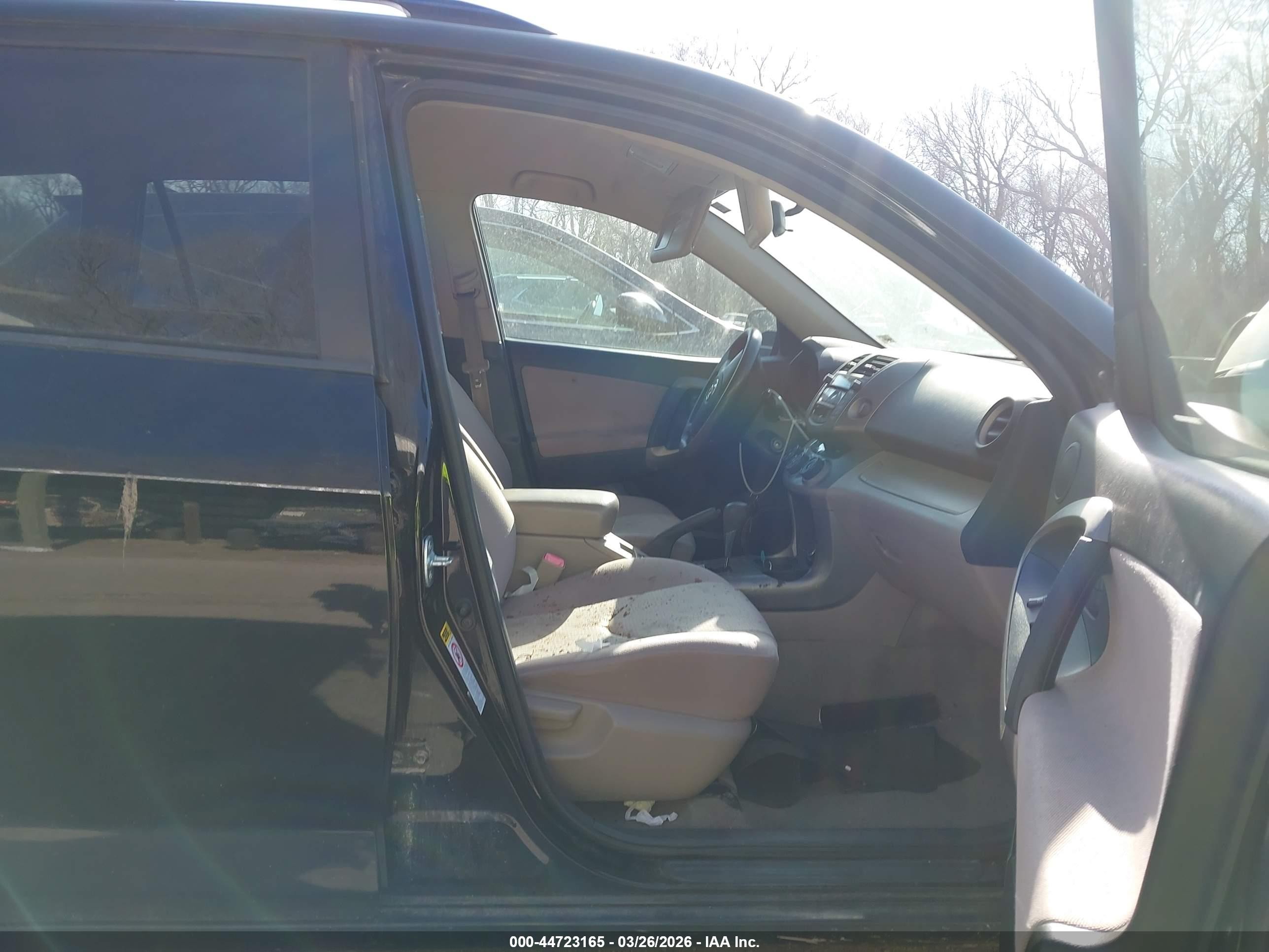 2007 Toyota Rav4   Black vin: JTMZD33V975068461