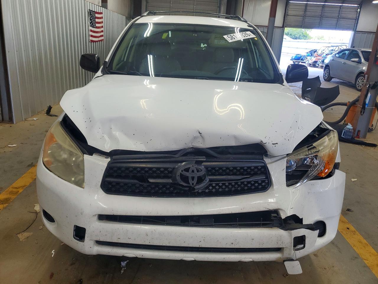2007 Toyota Rav4 Base Белый vin: JTMZD33V976021232