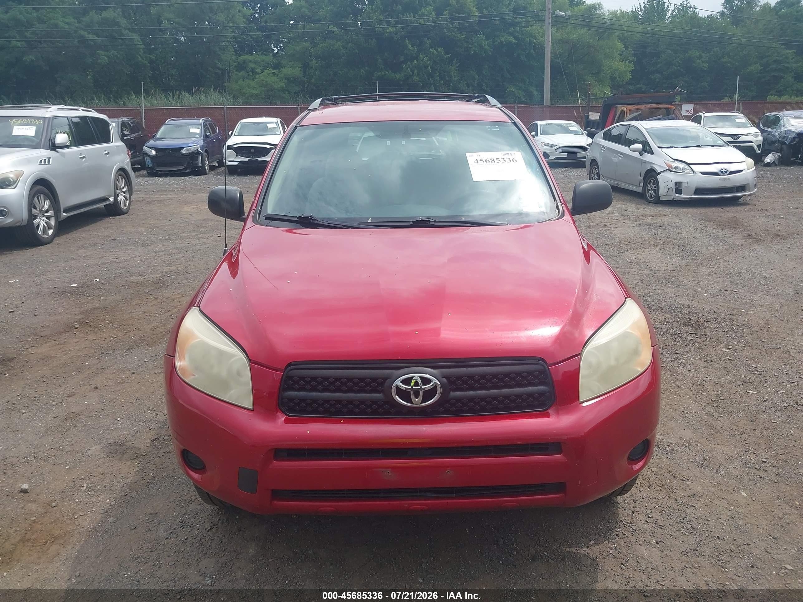 2007 Toyota Rav4   Red vin: JTMZD33V976024390